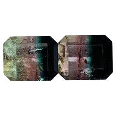 6.40 Carat Natural Loose Parti Tourmaline Pair Emerald Shape Gemstone (pierre précieuse en forme d
émeraude)