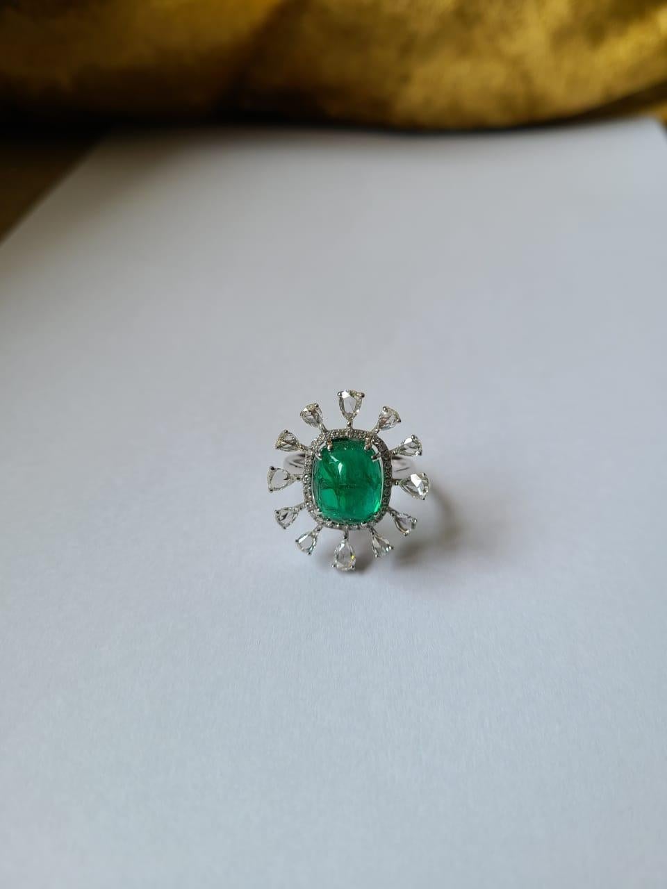 6.40 Carats Natural Emerald Cabochon Ring Set in 18 Karat Gold with Diamonds In New Condition In Hong Kong, HK