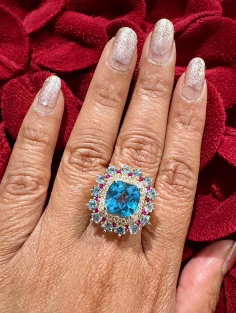 6.41 Carat Cushion Cut Blue Topaz Sapphire Diamond Yellow Gold Cocktail Ring For Sale 3