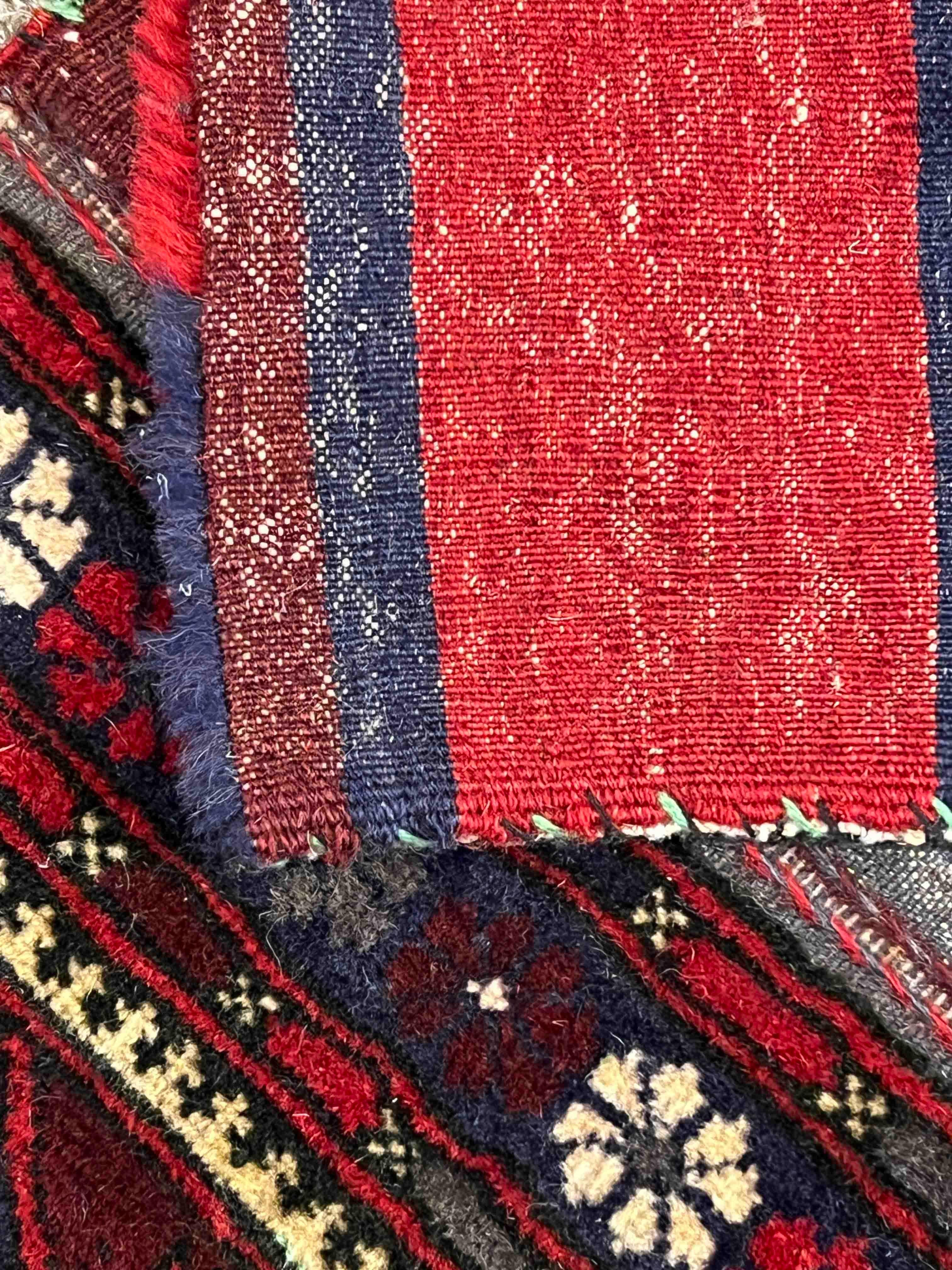 642 -  Schöne Turkmen-Tasche aus dem 19. Jahrhundert mit schönem Bukhara-Design im Angebot 3