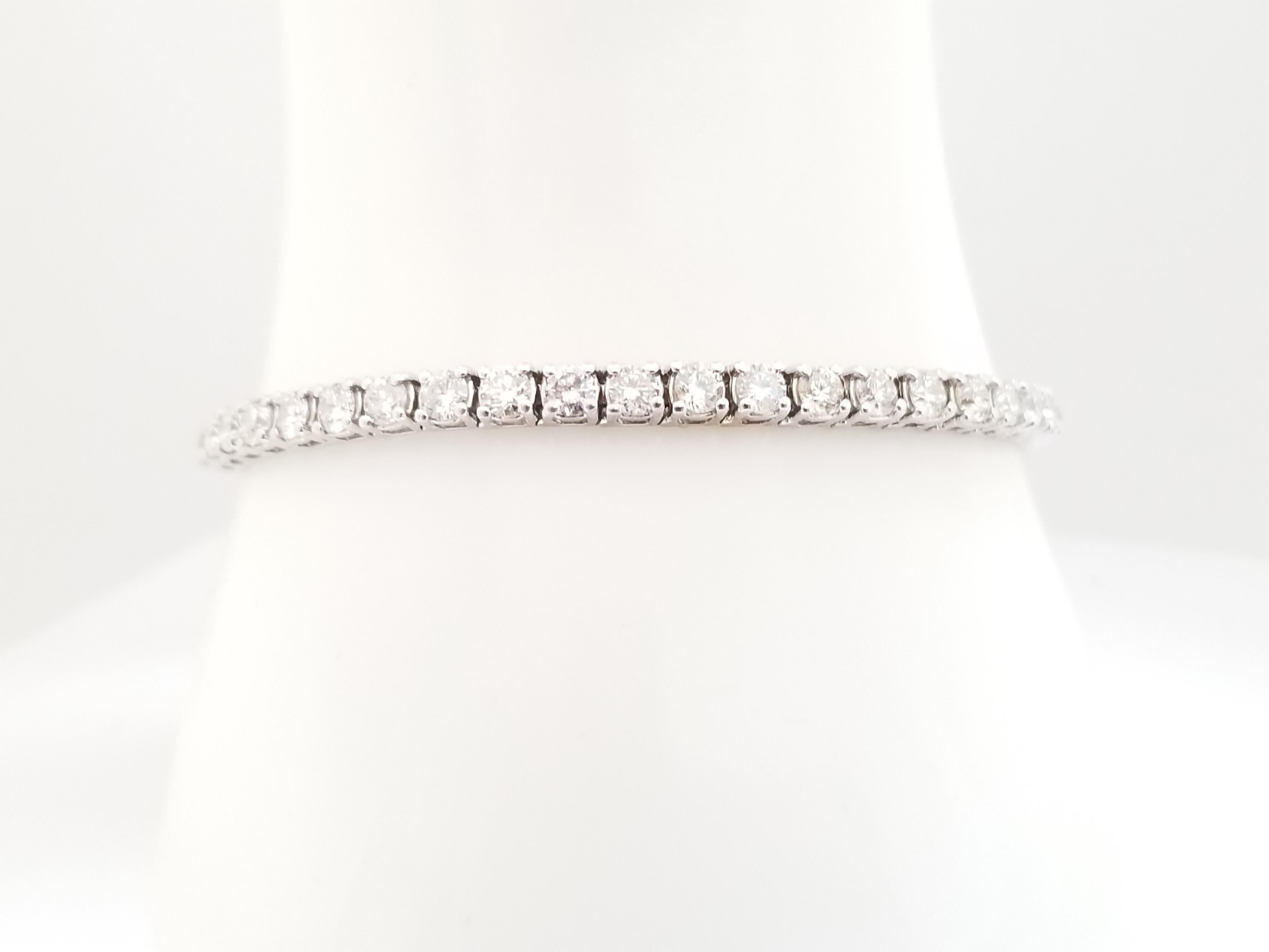 6.40 Carat Round Brilliant Natural Diamond Tennis Bracelet 14 Karat White Gold In New Condition In Great Neck, NY