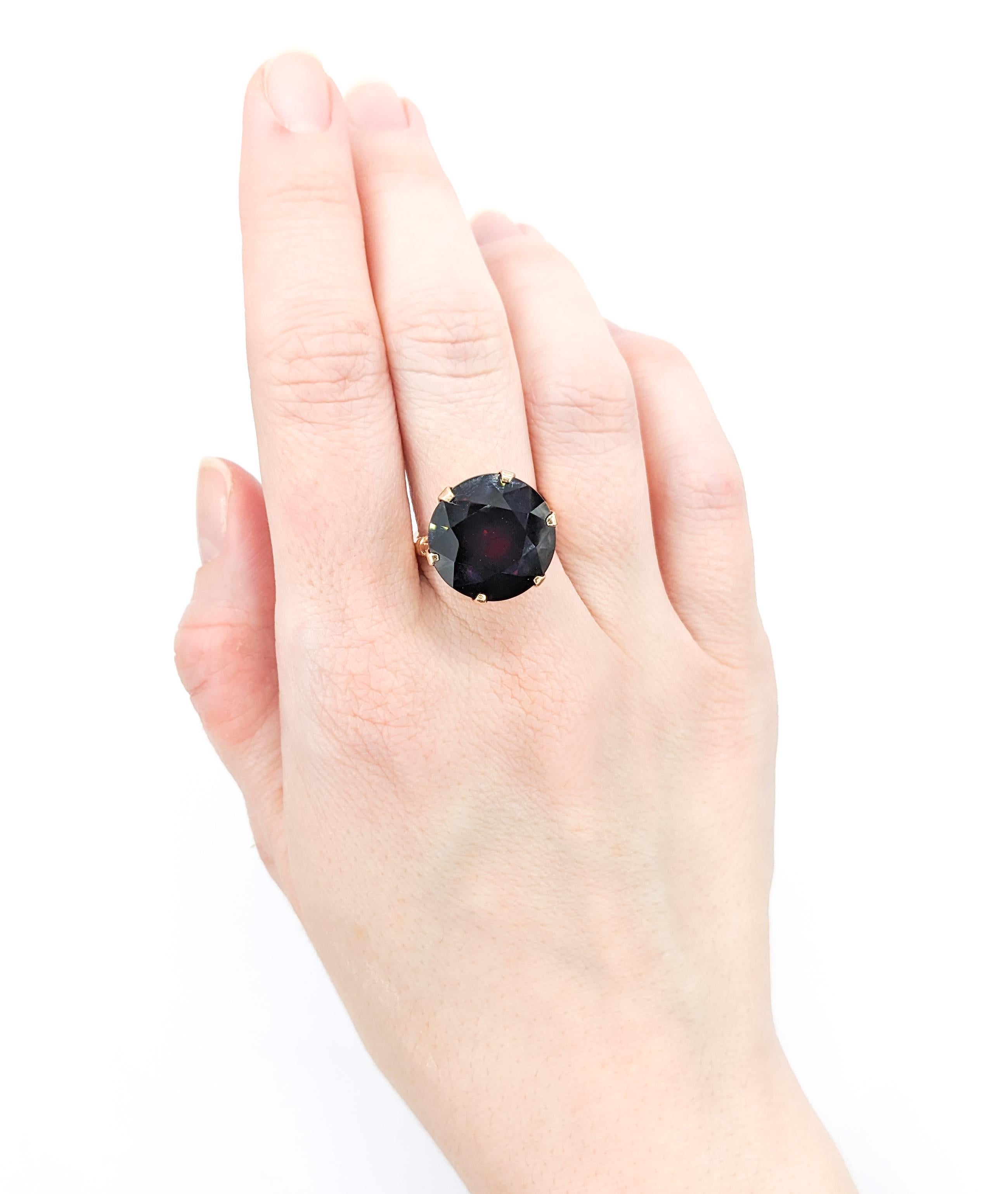 6.42ct Natural Pyrope Garnet Ring In Yellow Gold For Sale 2