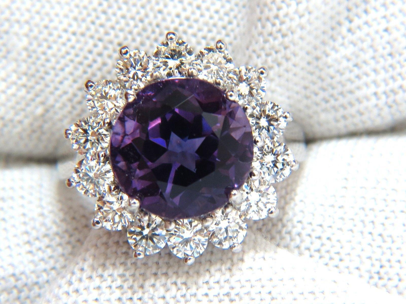 Women's or Men's 6.43 Carat Natural Brilliant Round Bright Purple Amethyst Diamond Ring 14 Karat