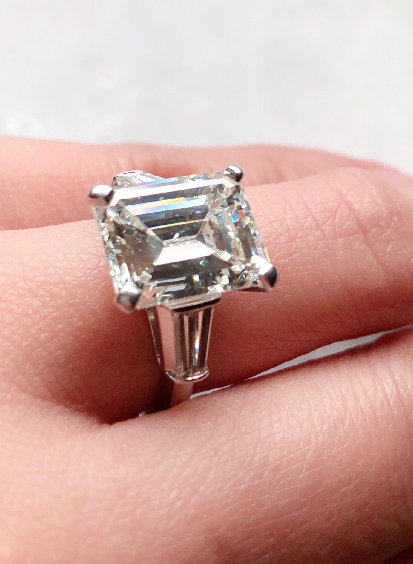 j color emerald cut diamond