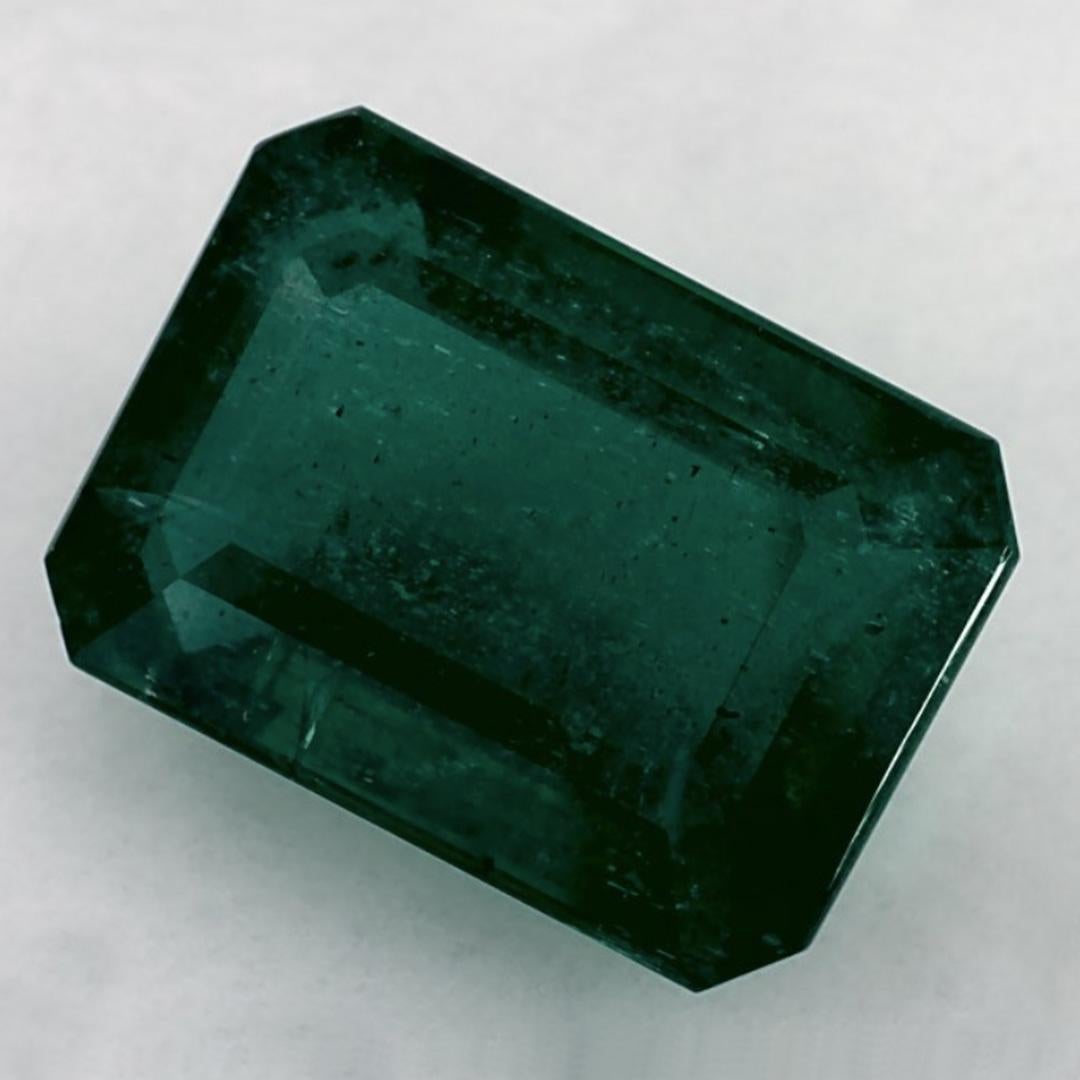Con un vibrante tono verde, la piedra de nacimiento de mayo es un símbolo del renovado crecimiento primaveral. 

Explora la vibrante colección de esmeraldas, rubíes y zafiros de nuestra tienda, disponibles como gemas sueltas y combinadas con nuestra