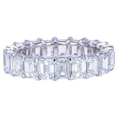 Anillo Eternidad Corte Esmeralda 6,45 Quilates 18kt