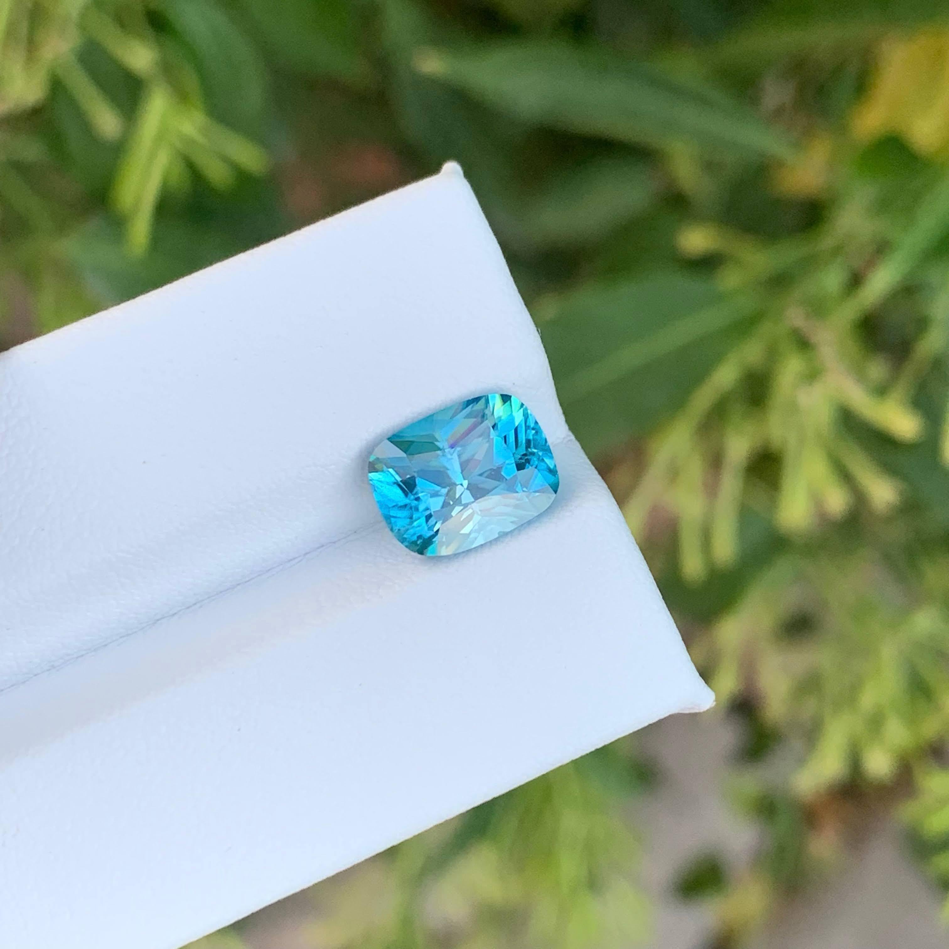 6.45 Carat Natural Loose Blue Zircon Stone Cushion Cut Cambodian Gemstone (pierre précieuse cambodgienne) en vente 5