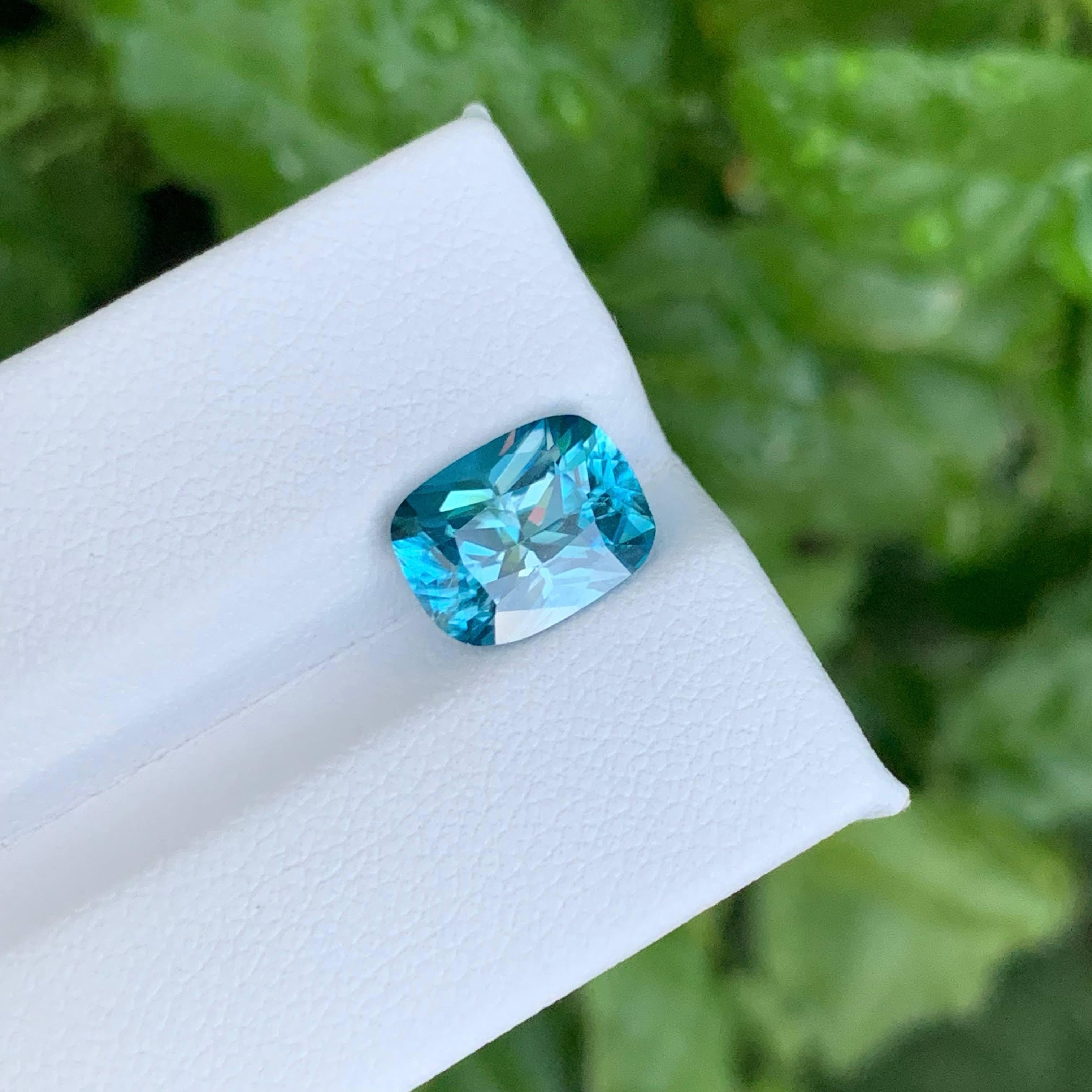 6.45 Carat Natural Loose Blue Zircon Stone Cushion Cut Cambodian Gemstone (pierre précieuse cambodgienne) Unisexe en vente