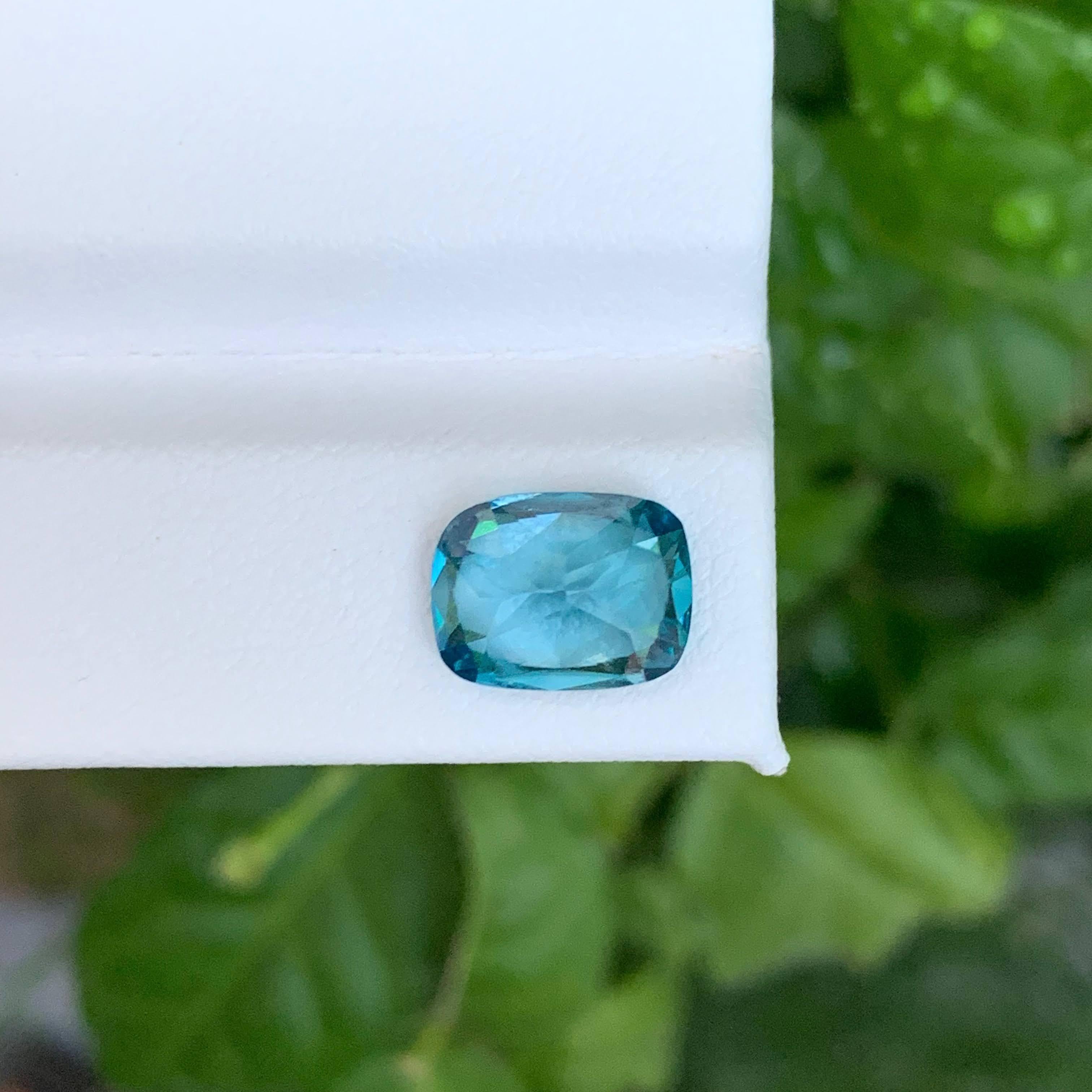 6.45 Carat Natural Loose Blue Zircon Stone Cushion Cut Cambodian Gemstone (pierre précieuse cambodgienne) en vente 1