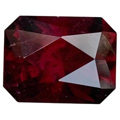 6.45 carati di granato rodolite naturale sfuso a forma di smeraldo