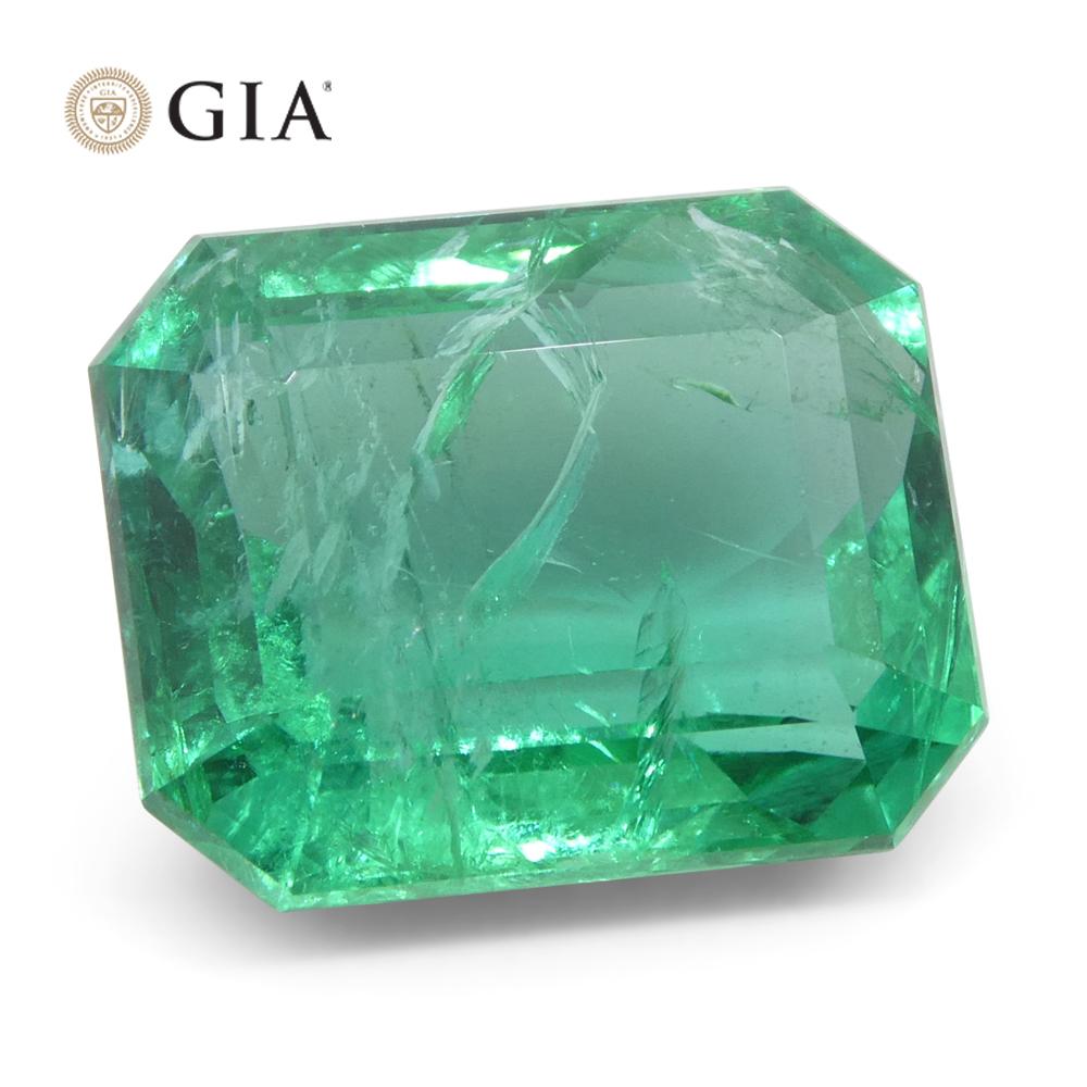 This is a stunning GIA Certified Emerald 


The GIA report reads as follows:

GIA Report Number: 2231422105
Shape: Octagonal
Cutting Style: Step Cut
Cutting Style: Crown: 
Cutting Style: Pavilion: 
Transparency: Transparent
Colour: