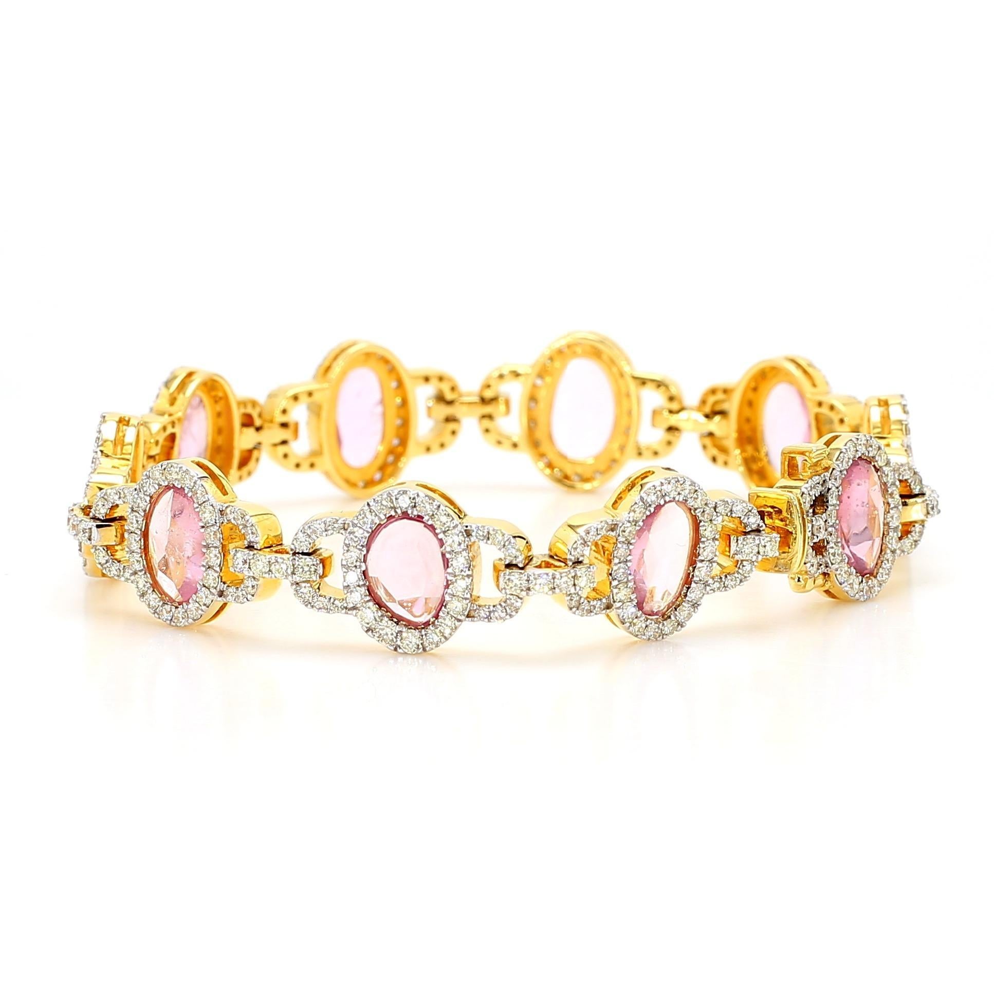 6.46 Carat Natural Pink Sapphire and Diamond Bracelet In New Condition For Sale In New York, NY