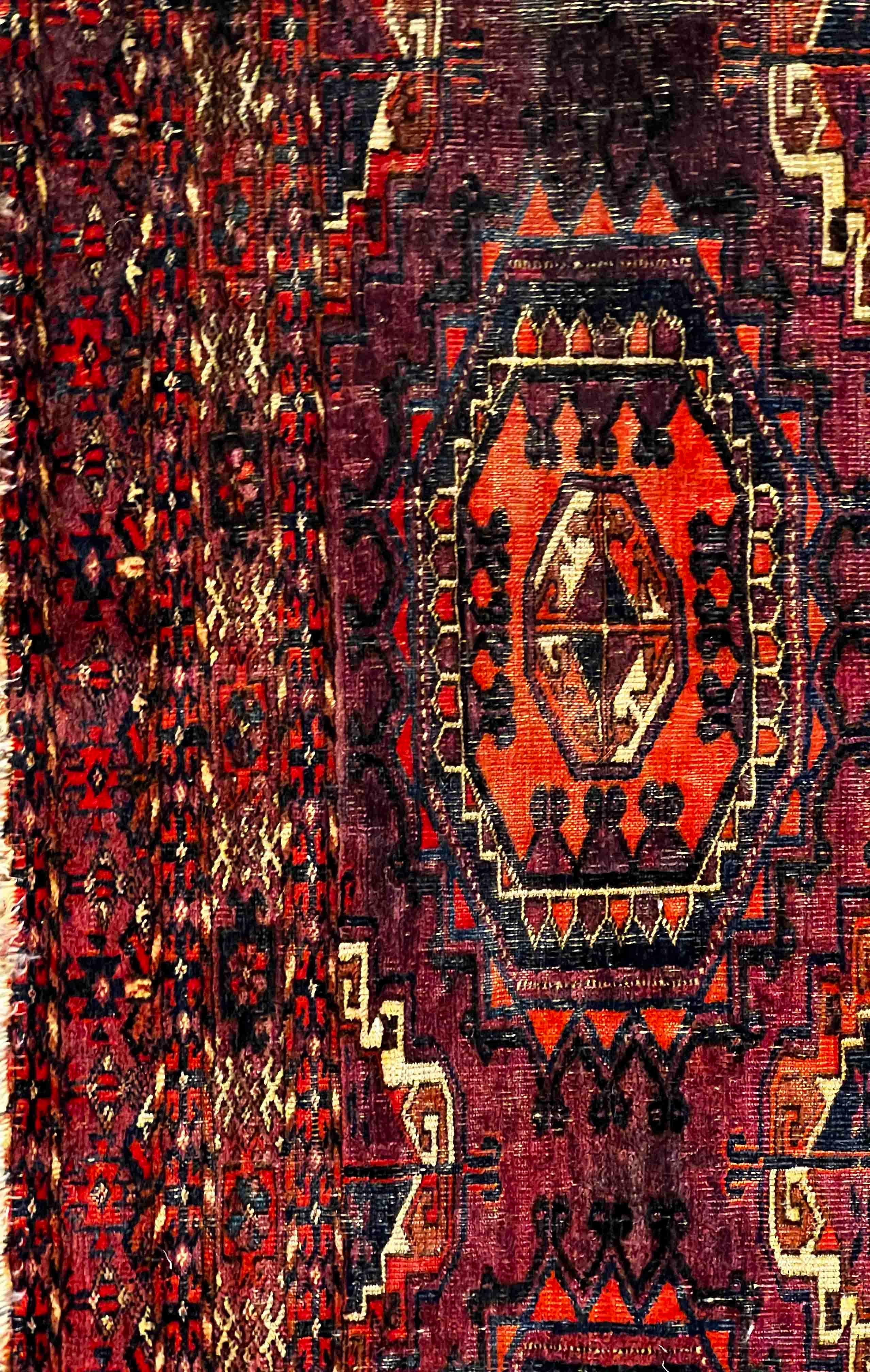 646 - Turkmene Teke, Chuval-Teppich, Turkmene Teke, 19. Jahrhundert (Wolle) im Angebot