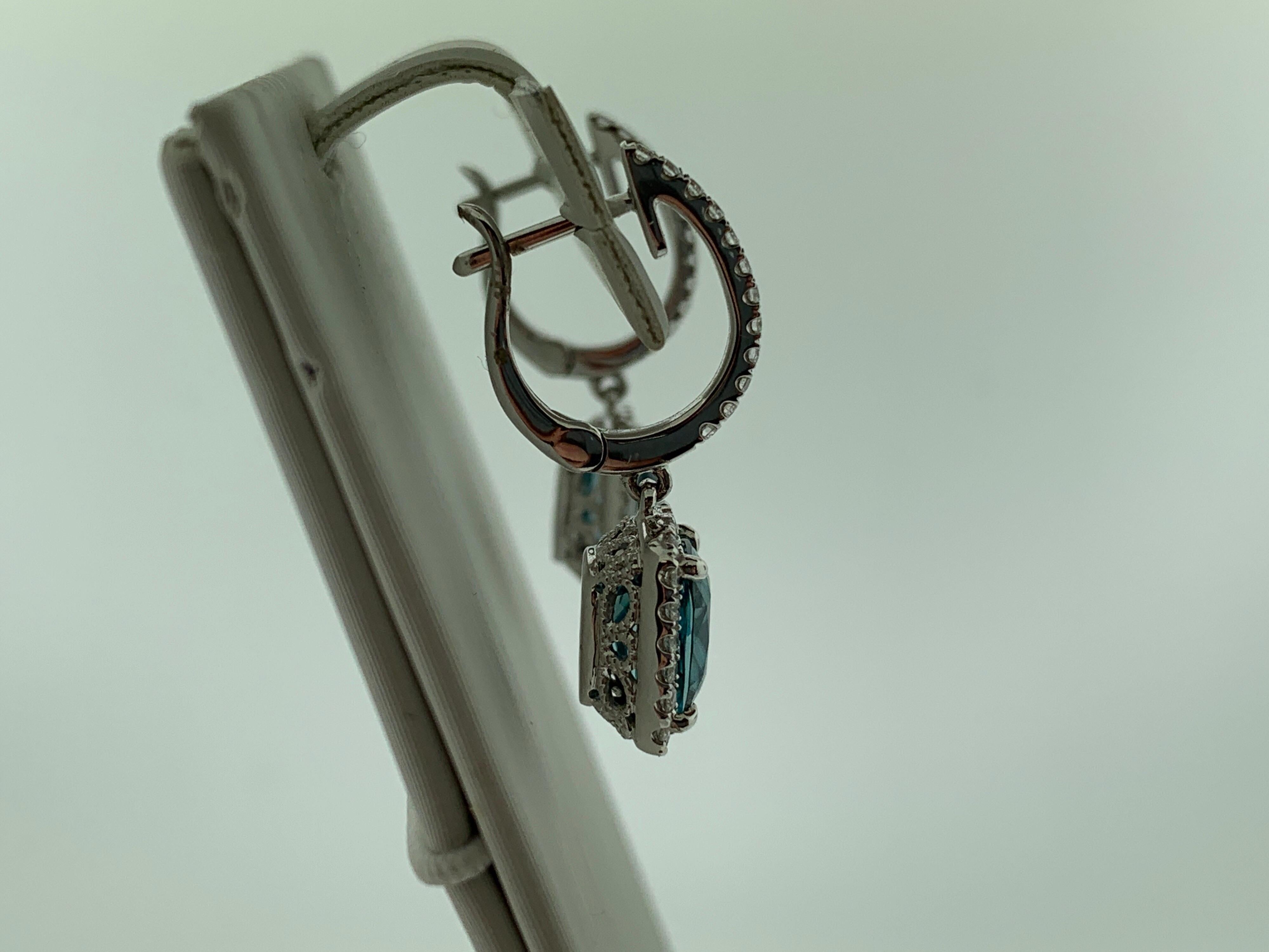 Orecchino con zircone blu e diamante da 6,47 carati In condizioni Nuovo in vendita a Great Neck, NY