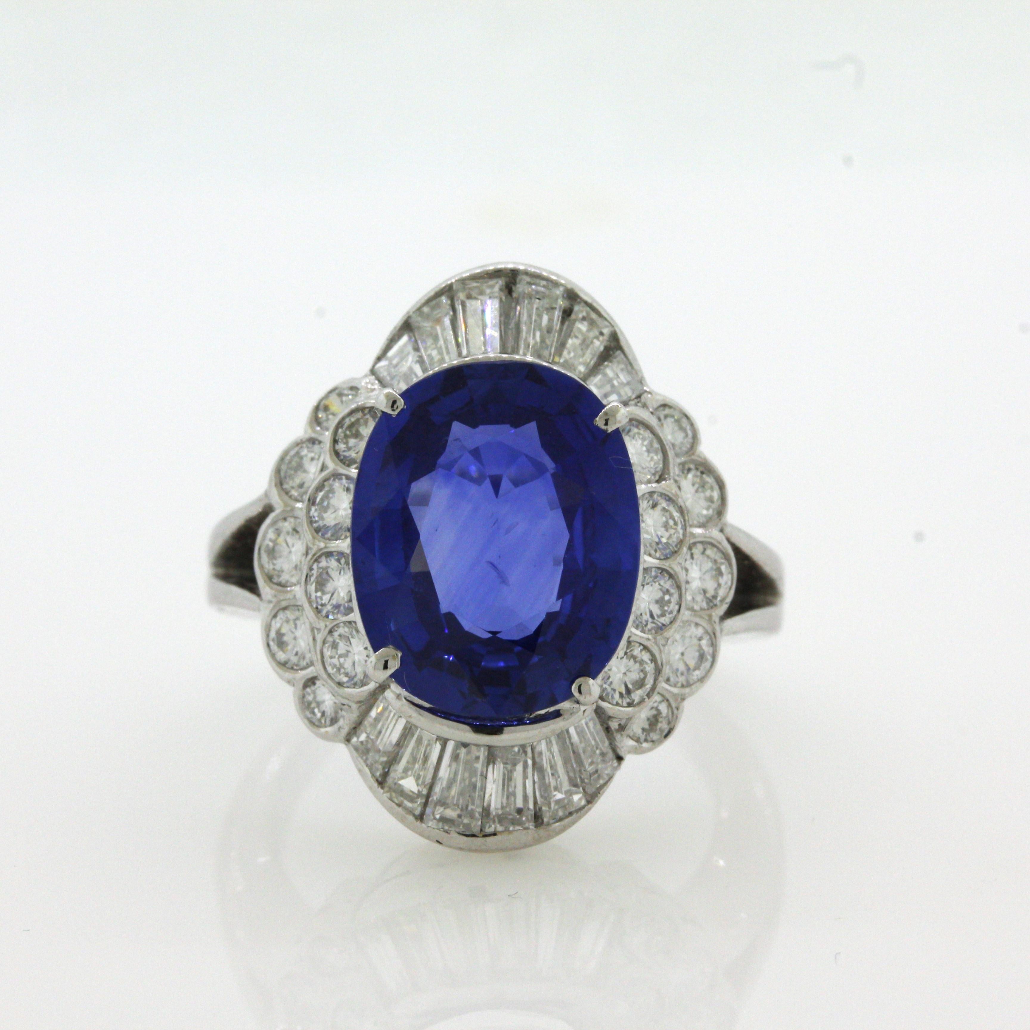 Women's 6.47 Carat Ceylon Sapphire Diamond Gold Ring, GIA Certified For Sale