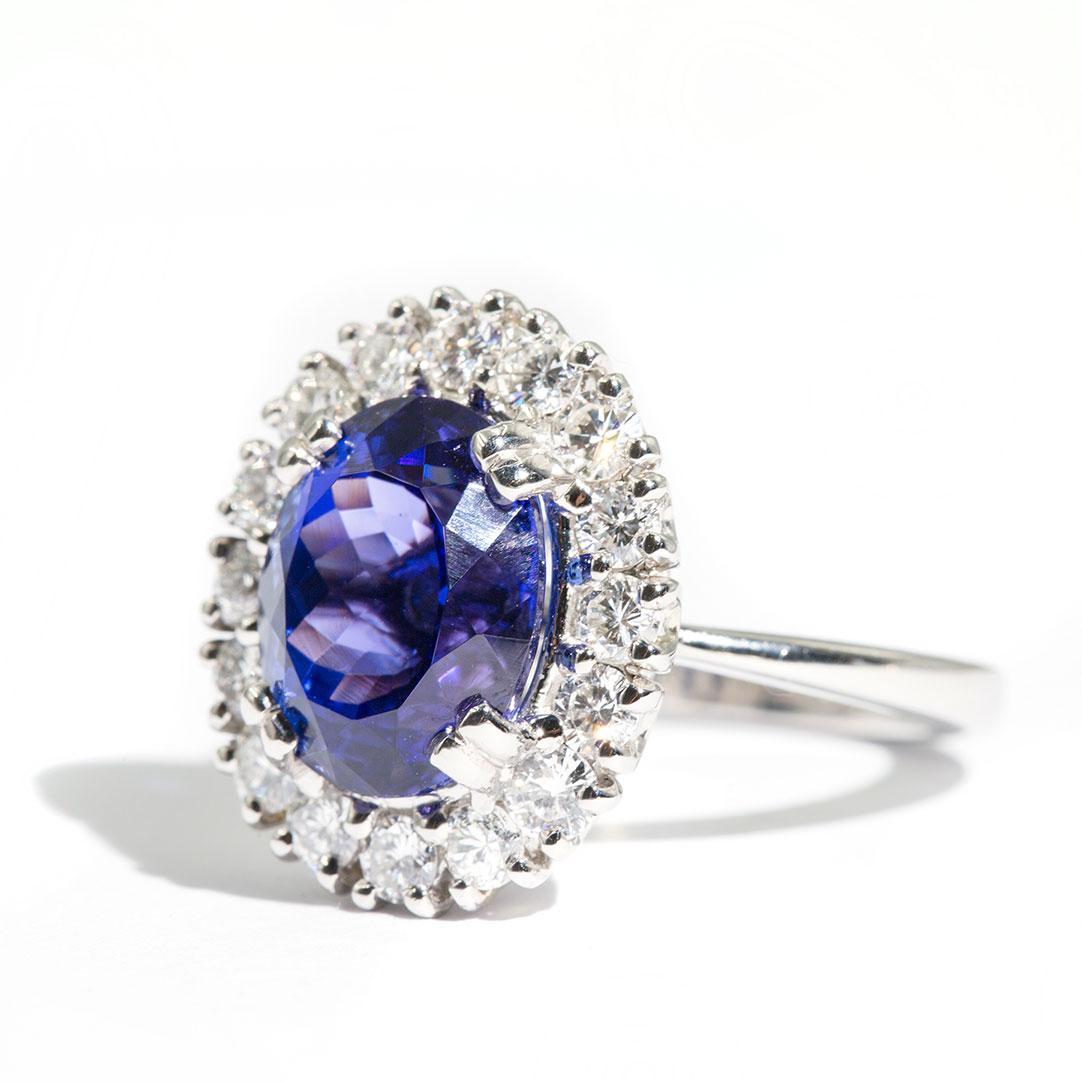 6.47 Carat Oval Flawless Tanzanite and 1.51 Carat Diamond Platinum Cocktail Ring For Sale 6