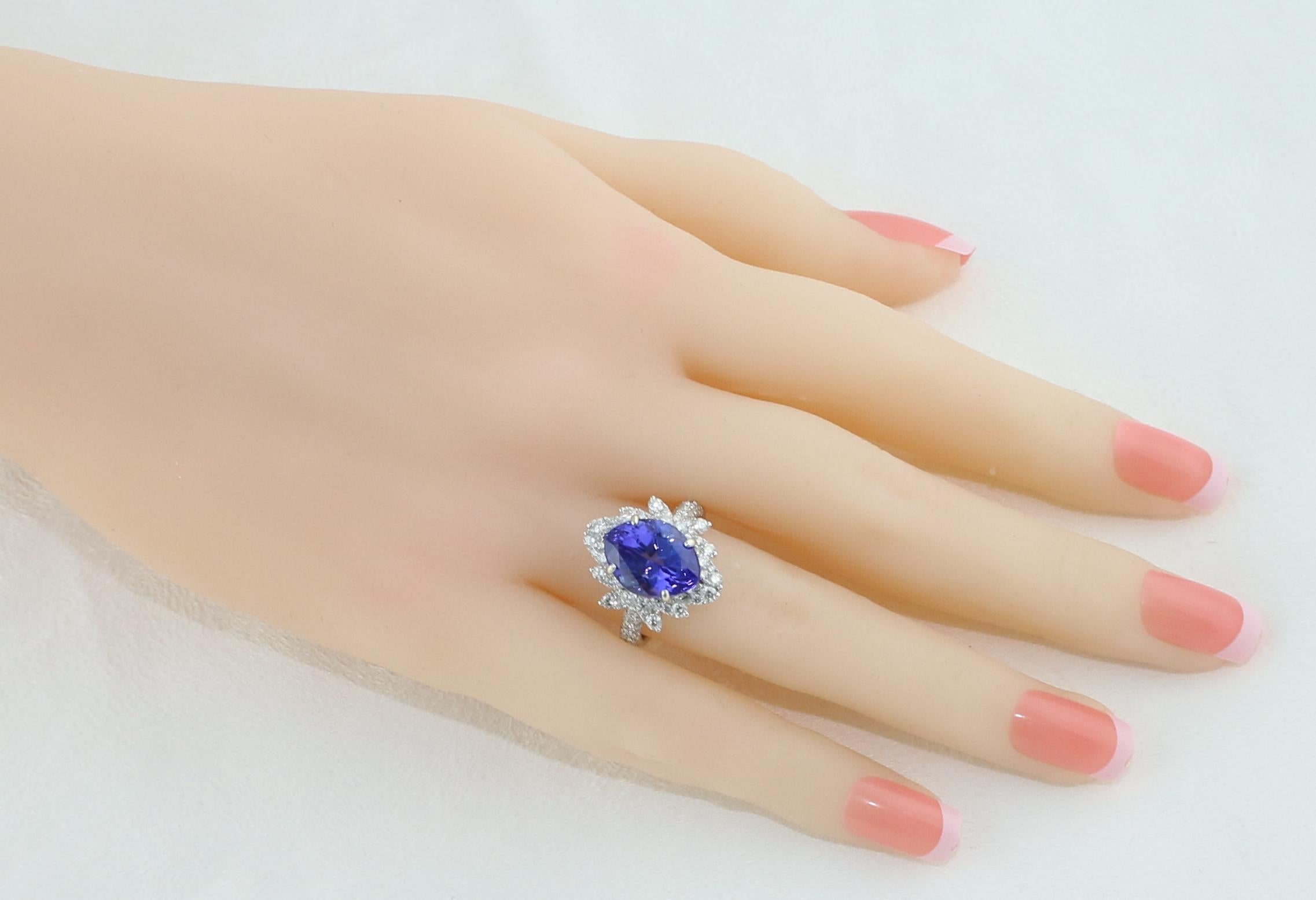 Contemporary 6.48 Carat Marquise Tanzanite Diamond Gold Cocktail Ring For Sale