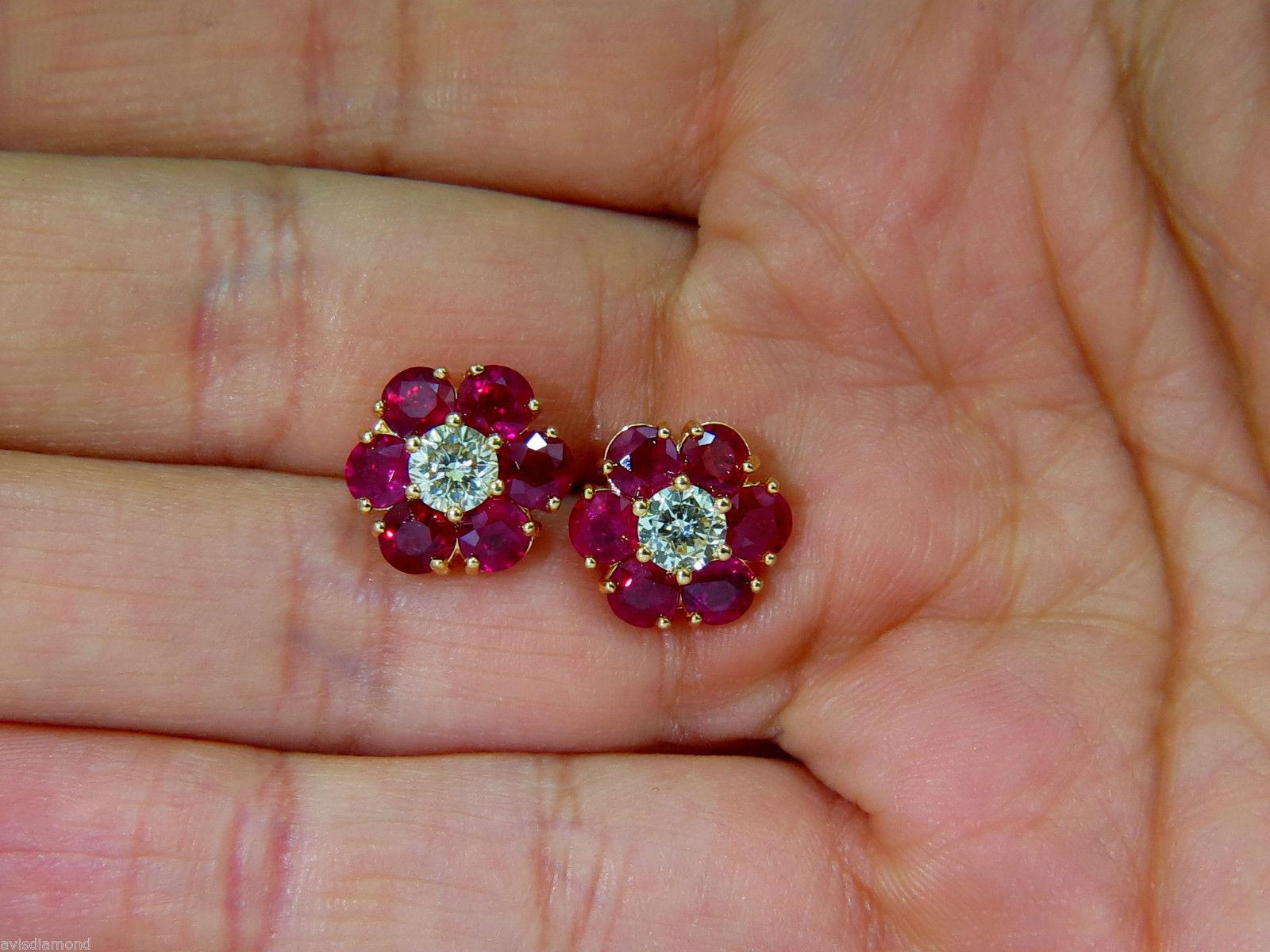 6.48 Carat Natural Fine Gem Ruby Diamond Cluster Earrings 14 Karat Vivid Diamonds Neuf - En vente à New York, NY