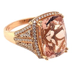 Bague Morganite de forme coussin de 6,49 carats en or rose 18 carats avec diamants