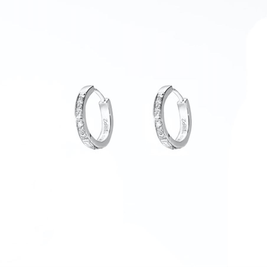 64 Facets 20 Carat Rose Cut Diamond Tassel Chandelier Earrings in White Gold For Sale 1