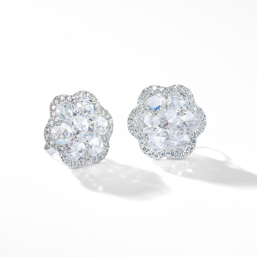 64Facets Diamond Flower Stud Earrings with Rose Cut Diamonds and 18 Karat Gold For Sale 4