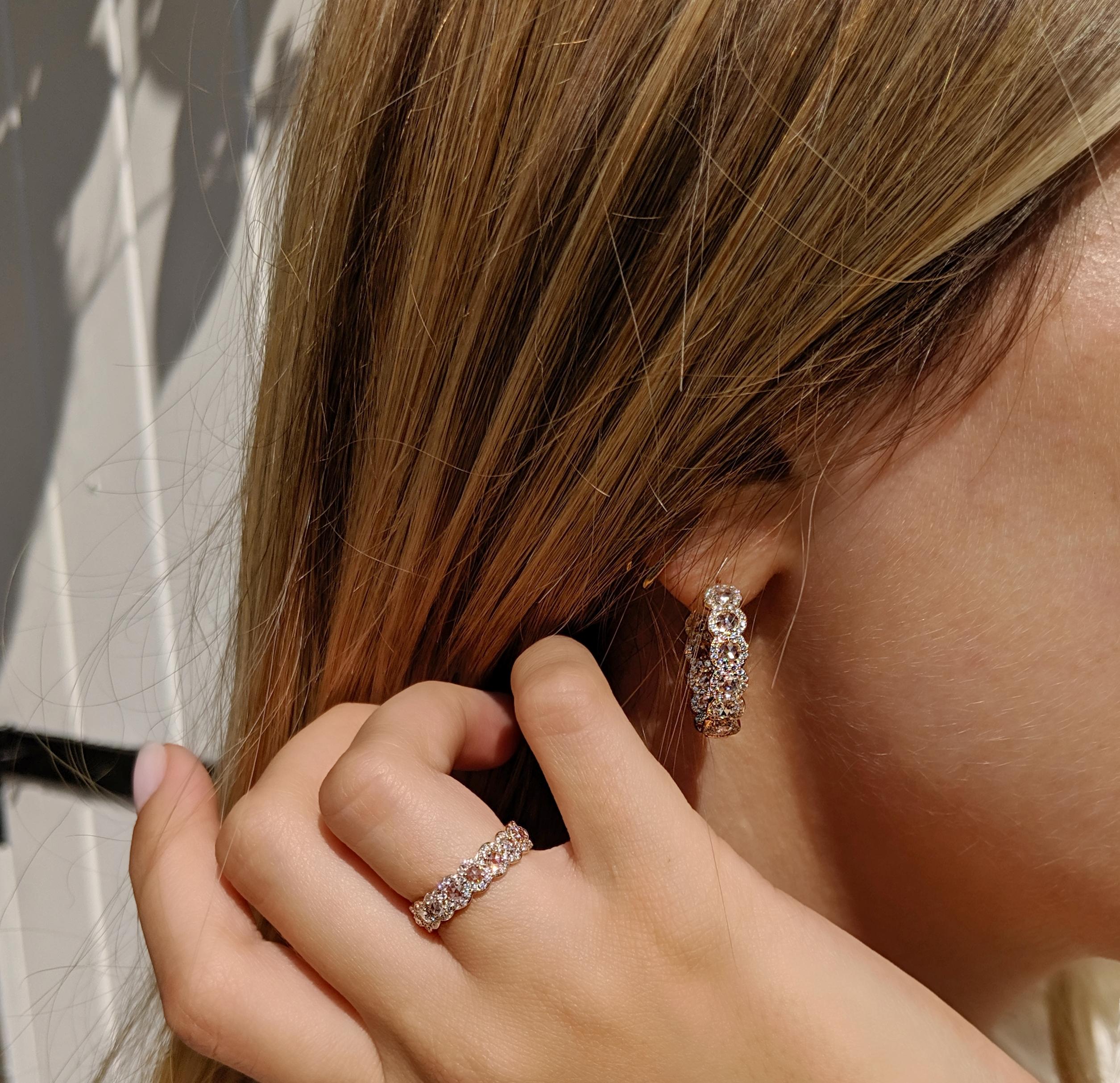 64Facets Diamond Hoop Earrings, 2.75 Carat Rose Cut Diamonds in Yellow Gold For Sale 1