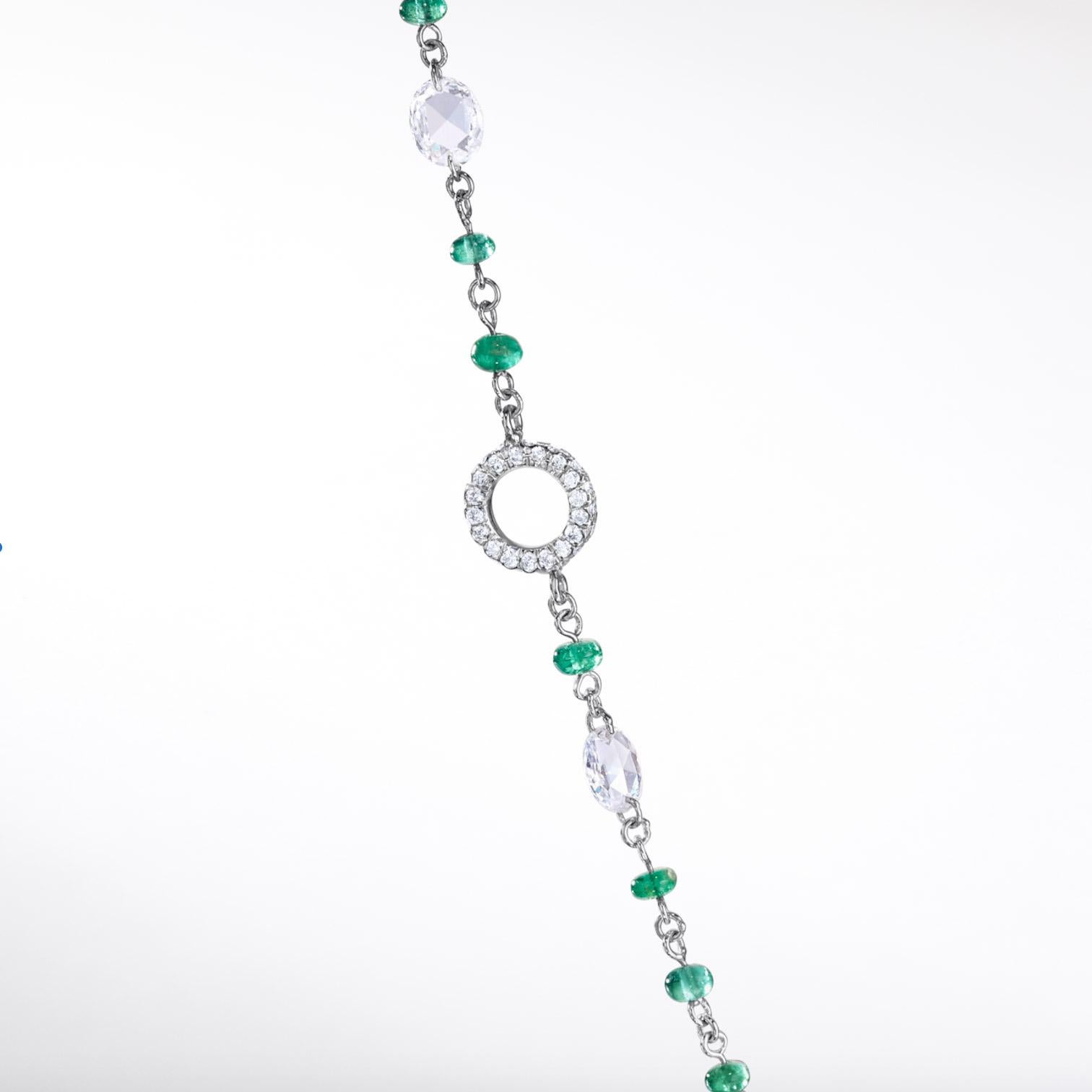 Contemporary 64Facets Emerald Cabochon Bead and Rose Cut Diamond Necklace in 18K White Gold For Sale