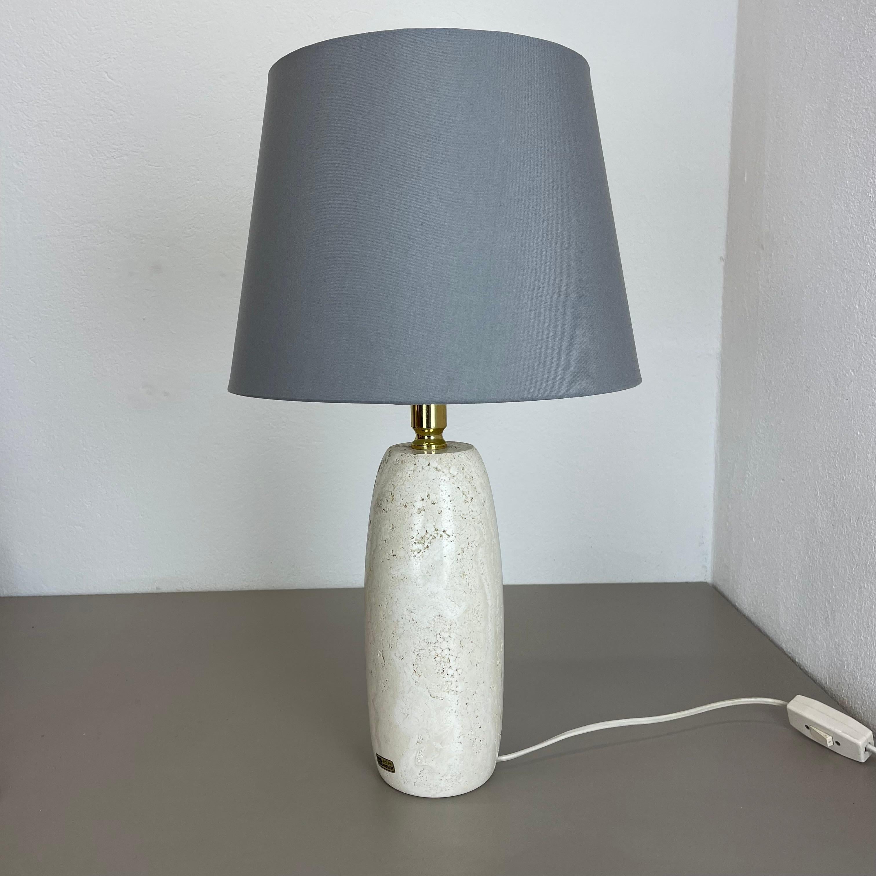 6.4kg Travertine Marble Fratelli Mannelli Style Table Light Base, Italy, 1970s For Sale 10