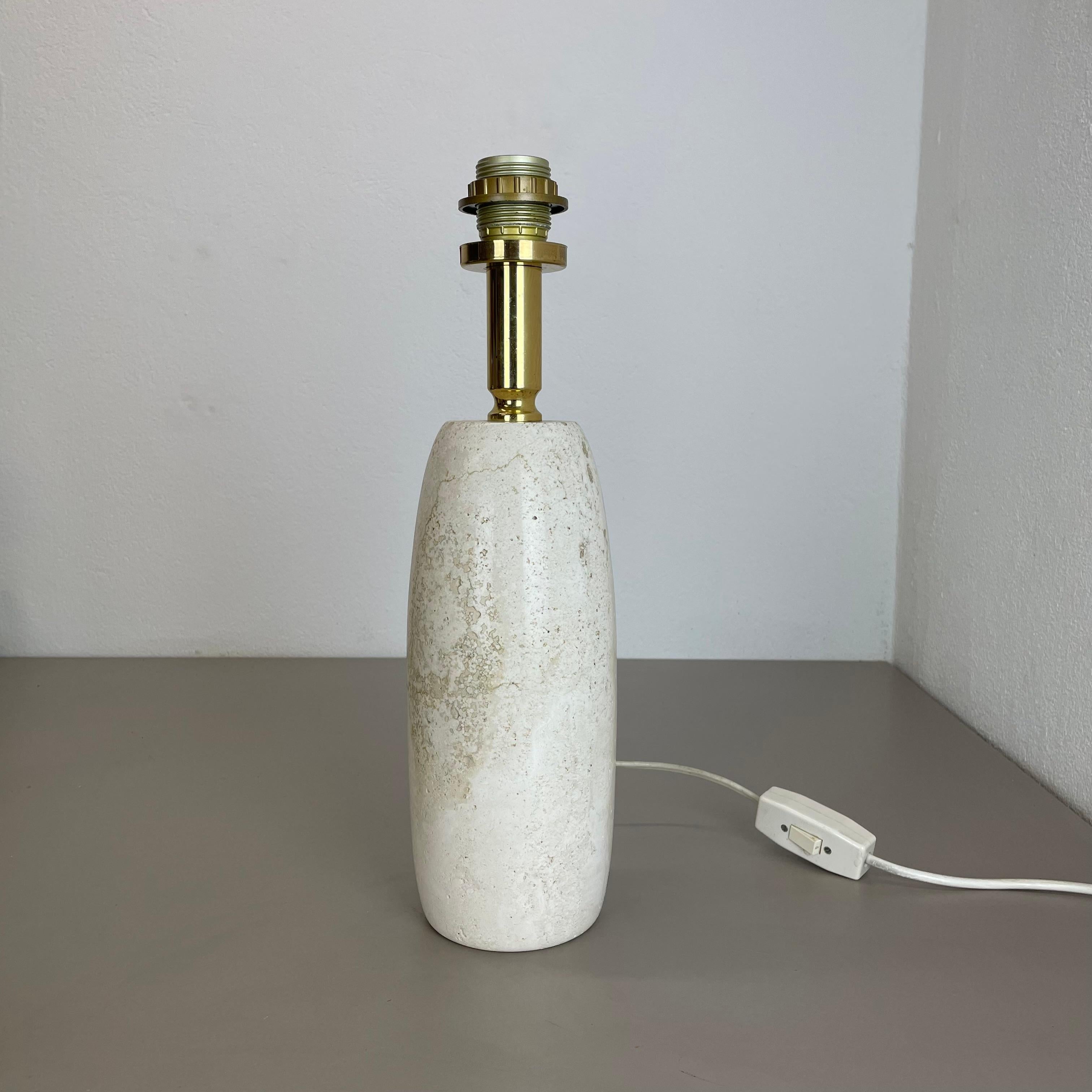 6.4kg Travertine Marble Fratelli Mannelli Style Table Light Base, Italy, 1970s For Sale 1