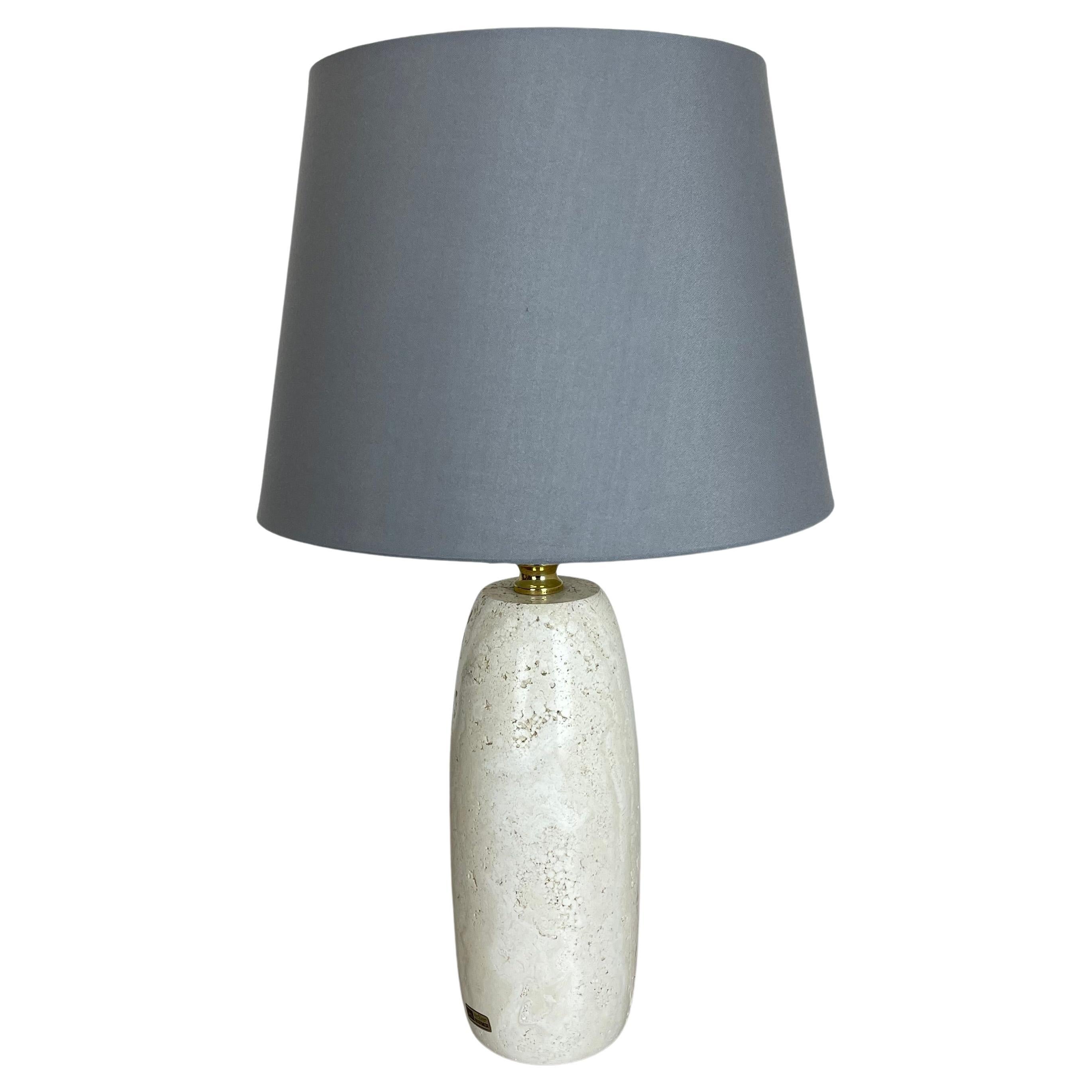 6.4kg Travertine Marble Fratelli Mannelli Style Table Light Base, Italy, 1970s For Sale