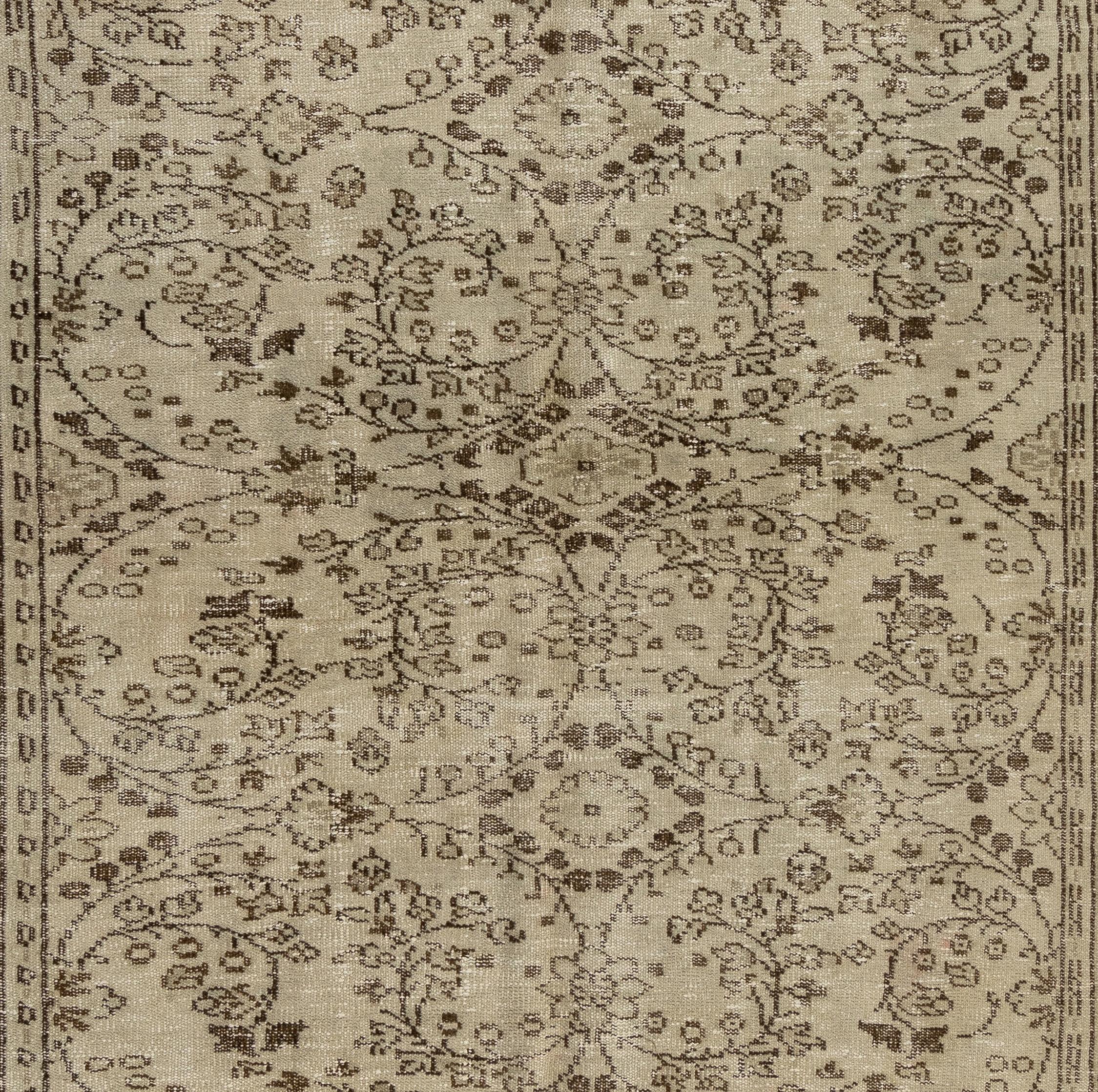 Hand-Knotted 1960's Oushak Area Rug with Floral Design in Beige Colors In Good Condition For Sale In Philadelphia, PA