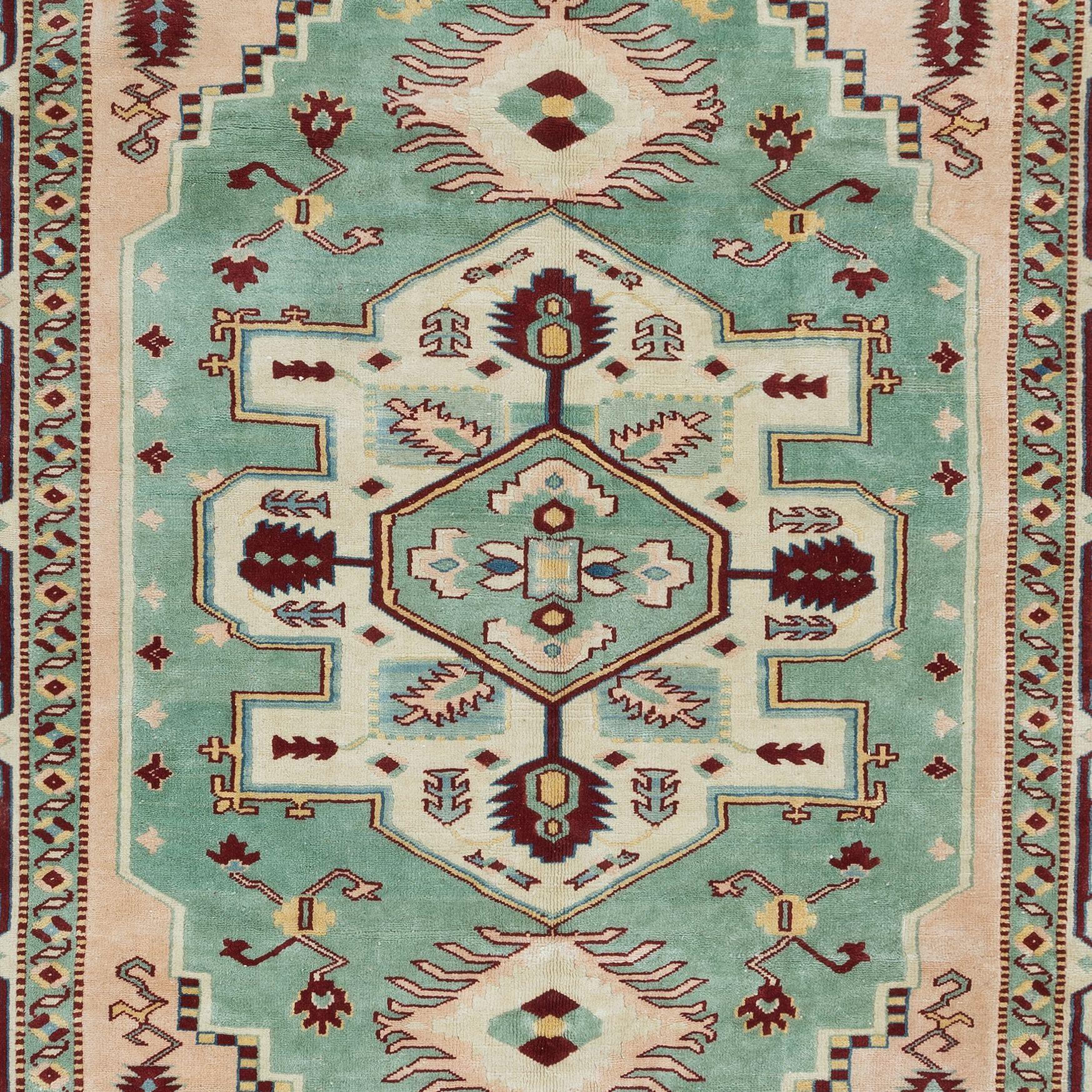 6.4x8 Ft Handmade Area Rug, Unique Vintage Turkish Carpet with Fringe, 100% Wool In Good Condition For Sale In Philadelphia, PA