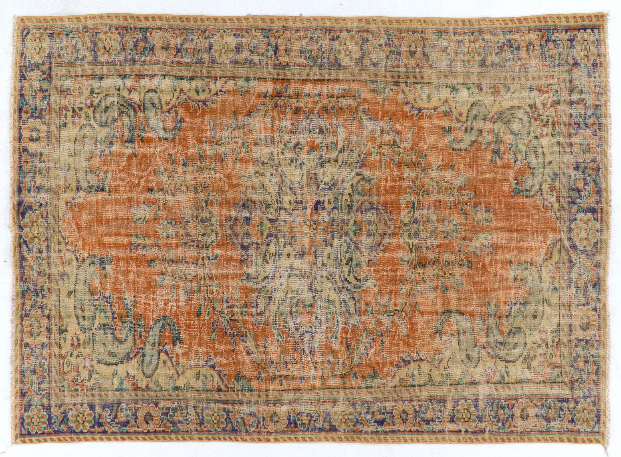 6.4x9 ft Mid-20th Century Handmade Turkish Oushak Area Rug Made of Organic Wool For Sale 1