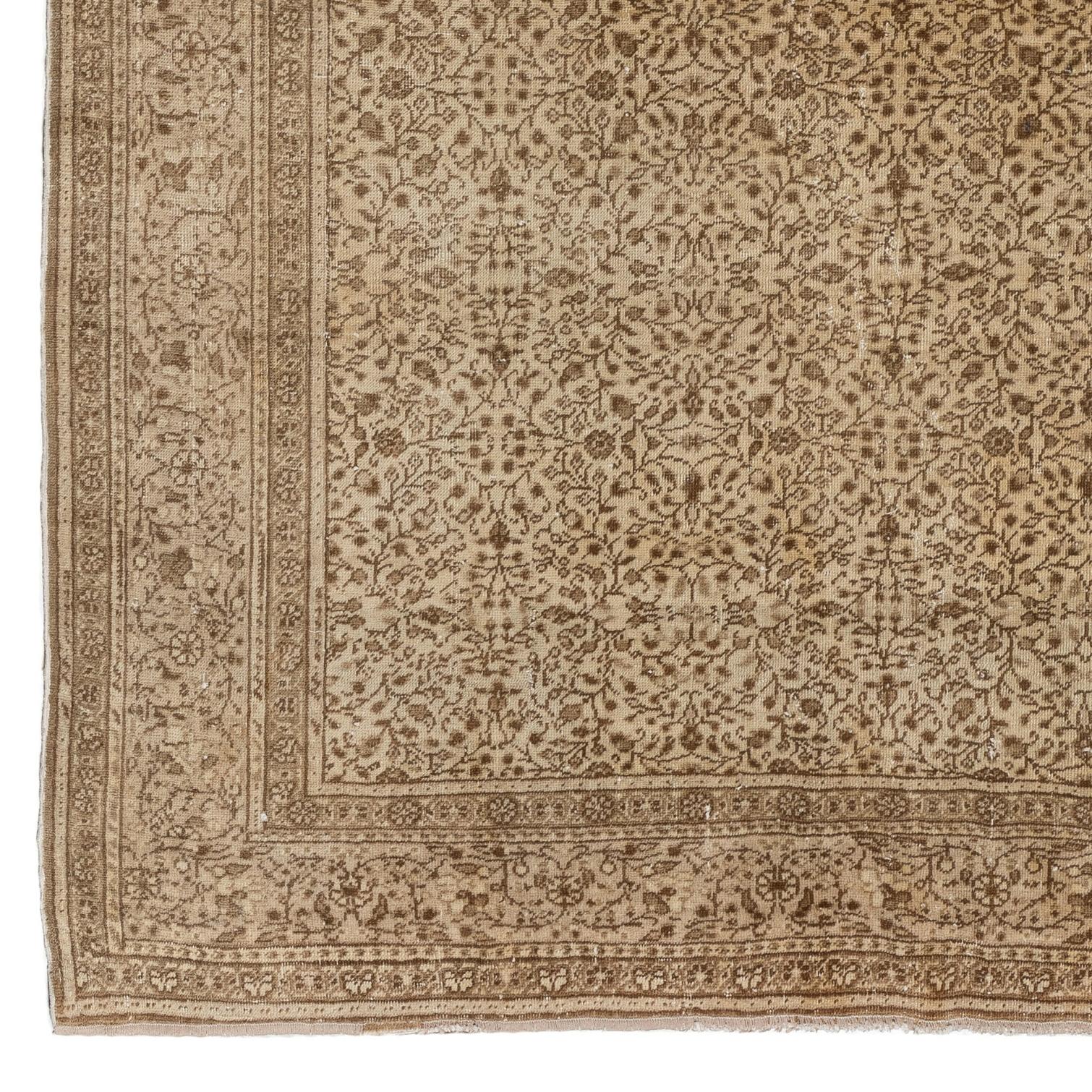Alfombra Turca Vintage Kyseri Beige y Marrón con Diseño Floral 6,4 x 9 pies Tejido a mano en venta