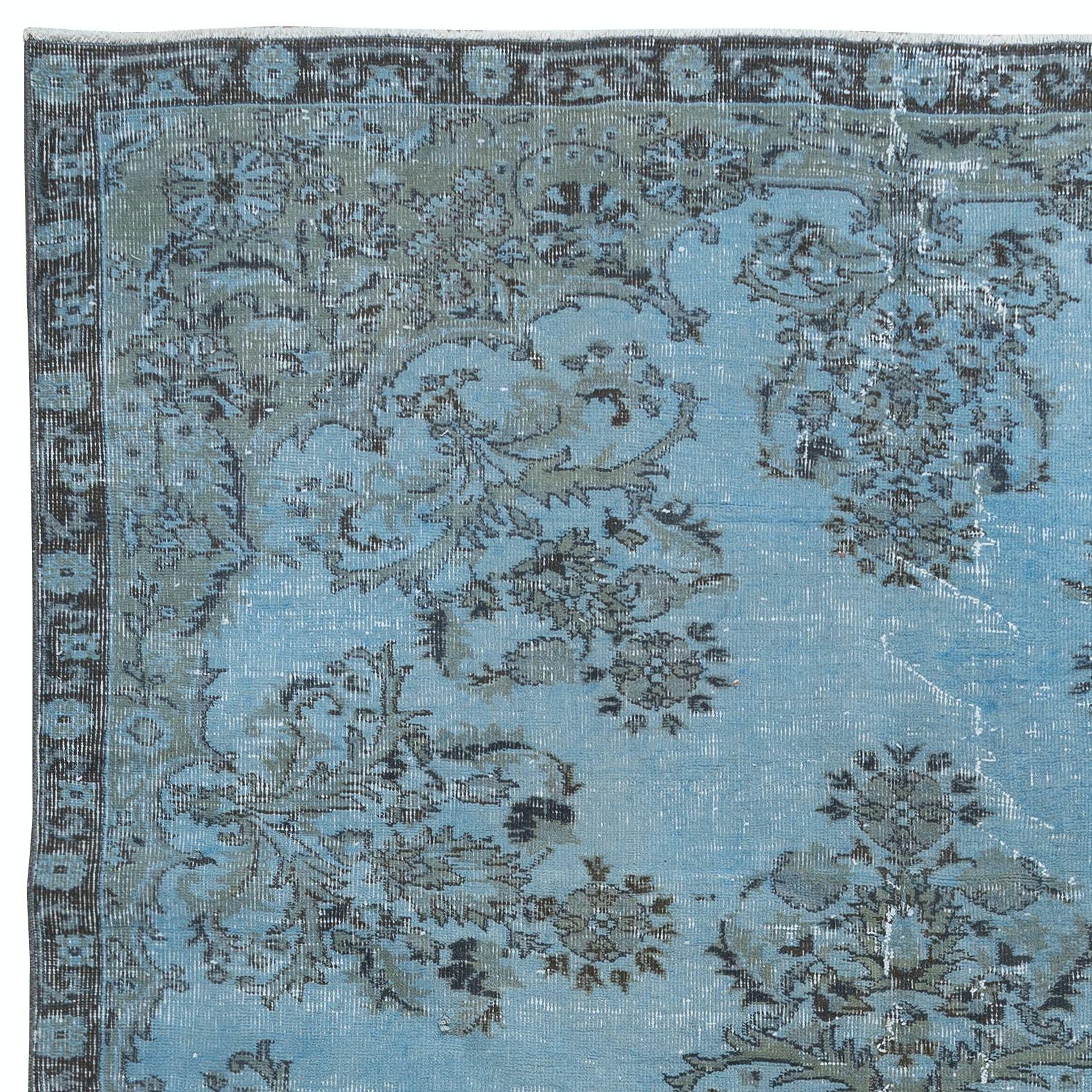 6,4x9,4 Ft Türkischer handgefertigter, geblümter Teppich in Hellblau, moderner, himmelblauer Teppich (Handgeknüpft) im Angebot