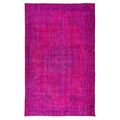 Tapis turc vintage fait main teint à la main en rose vif, 4 intérieurs modernes