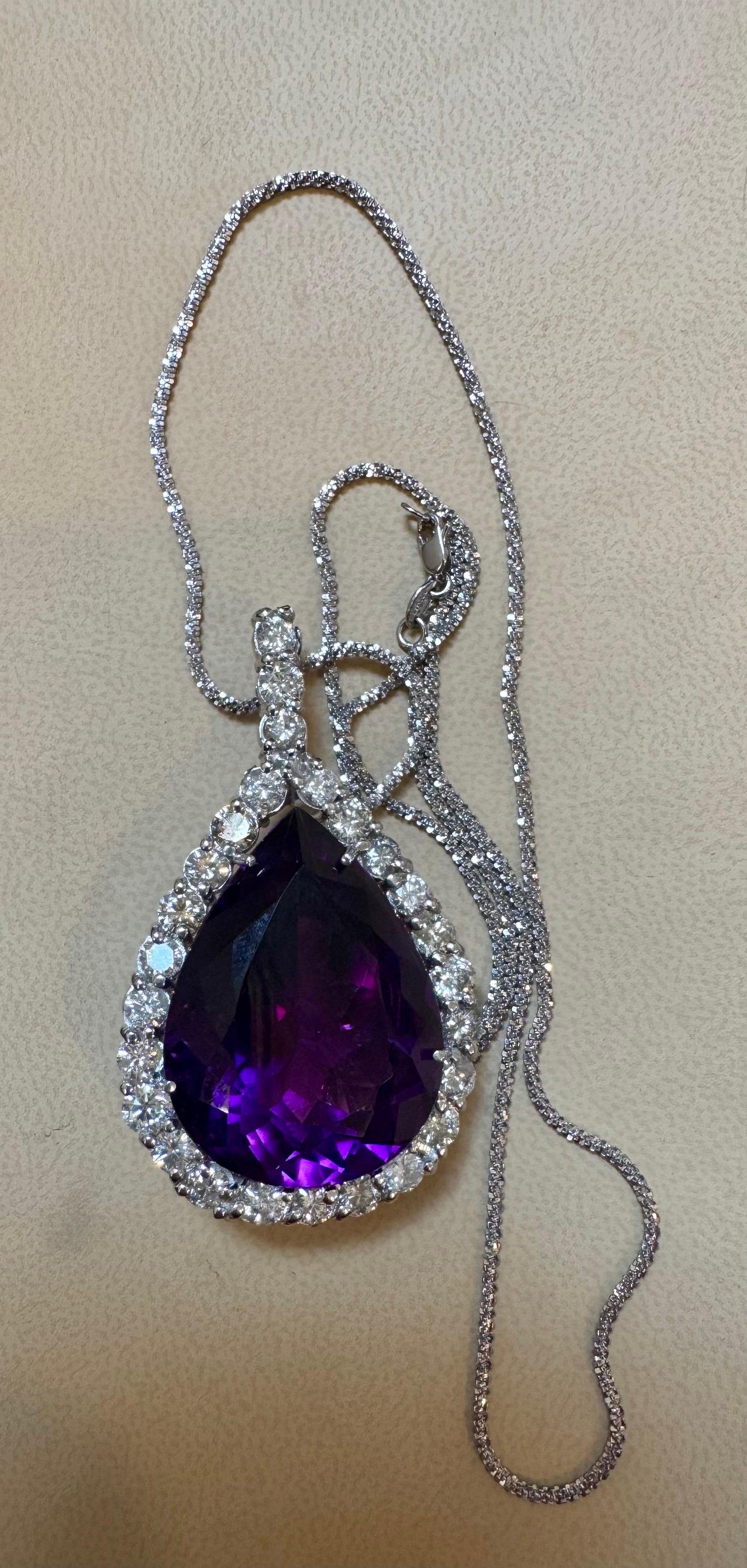 Collier pendentif en or blanc 14 carats, améthyste 65 carats et diamants 8,5 carats en vente 3