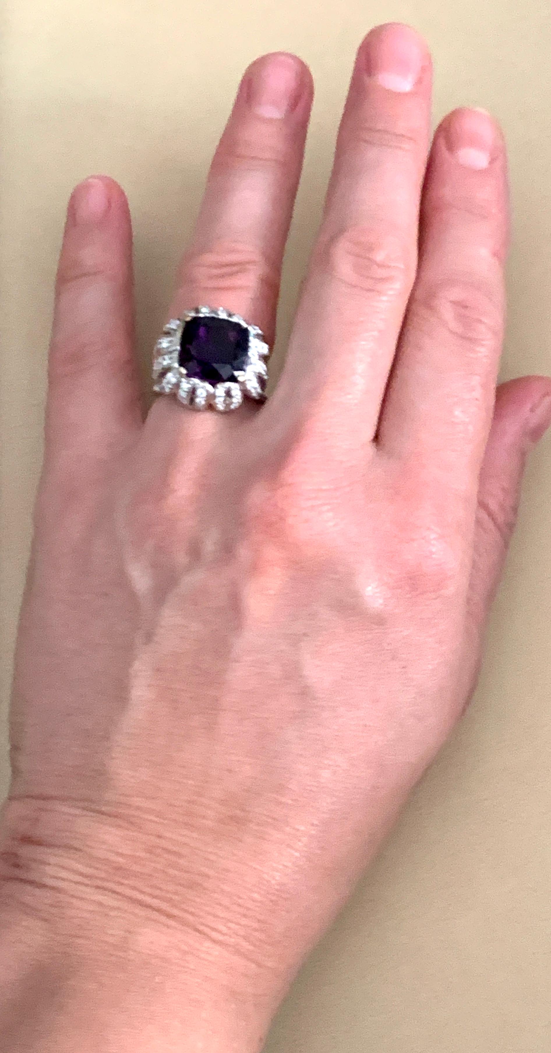 Amatista de 6,5 quilates y diamante de 1,5 quilates  Anillo de oro blanco de 18 quilates, años 70, Italia en venta 7