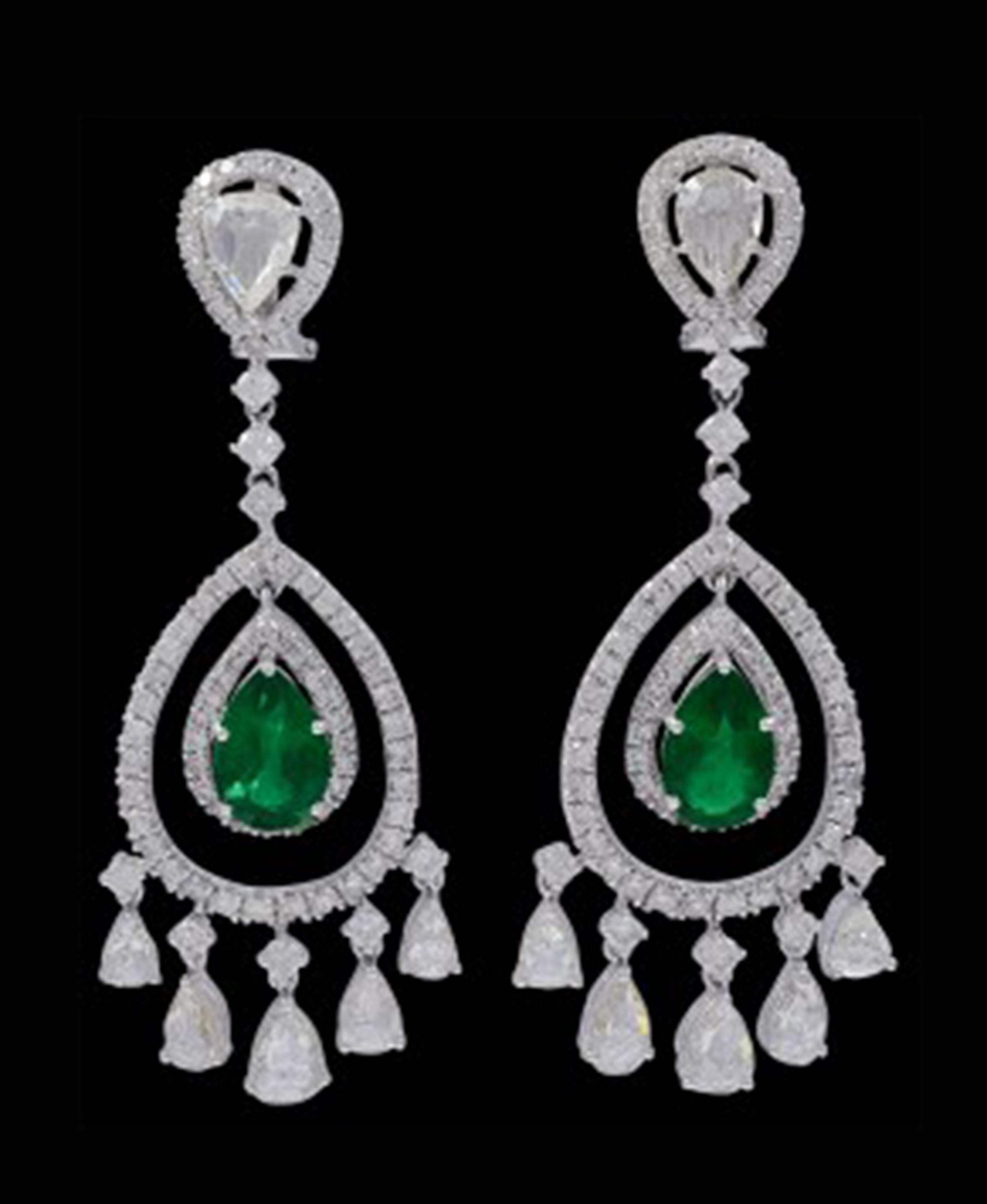 GIA Certified 6.5Ct Zambian Pear Emerald Diamond Hanging/Drop Earrings 18KW Gold For Sale 4