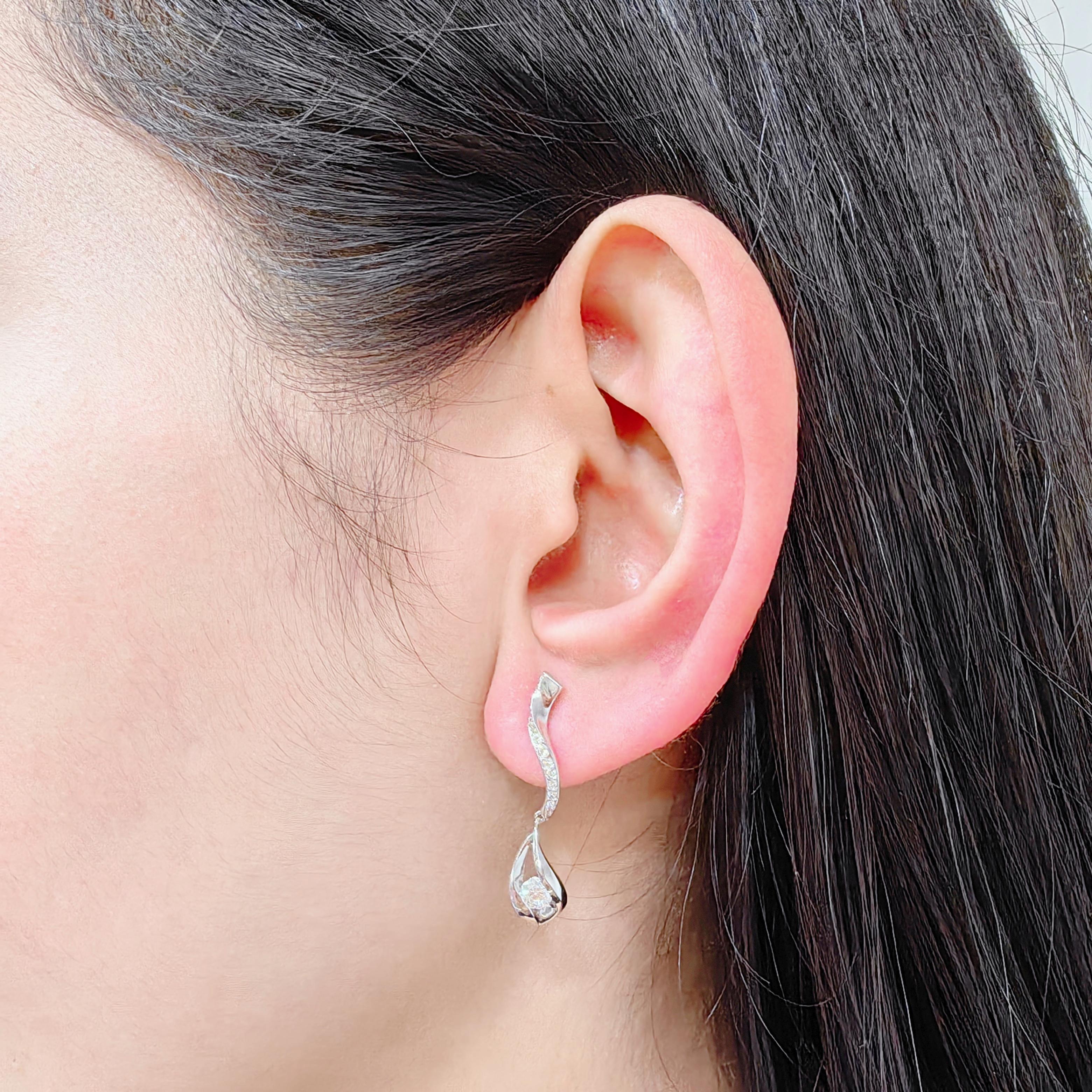 .65 Carat Diamond Drop Earrings in 18k White Gold 1