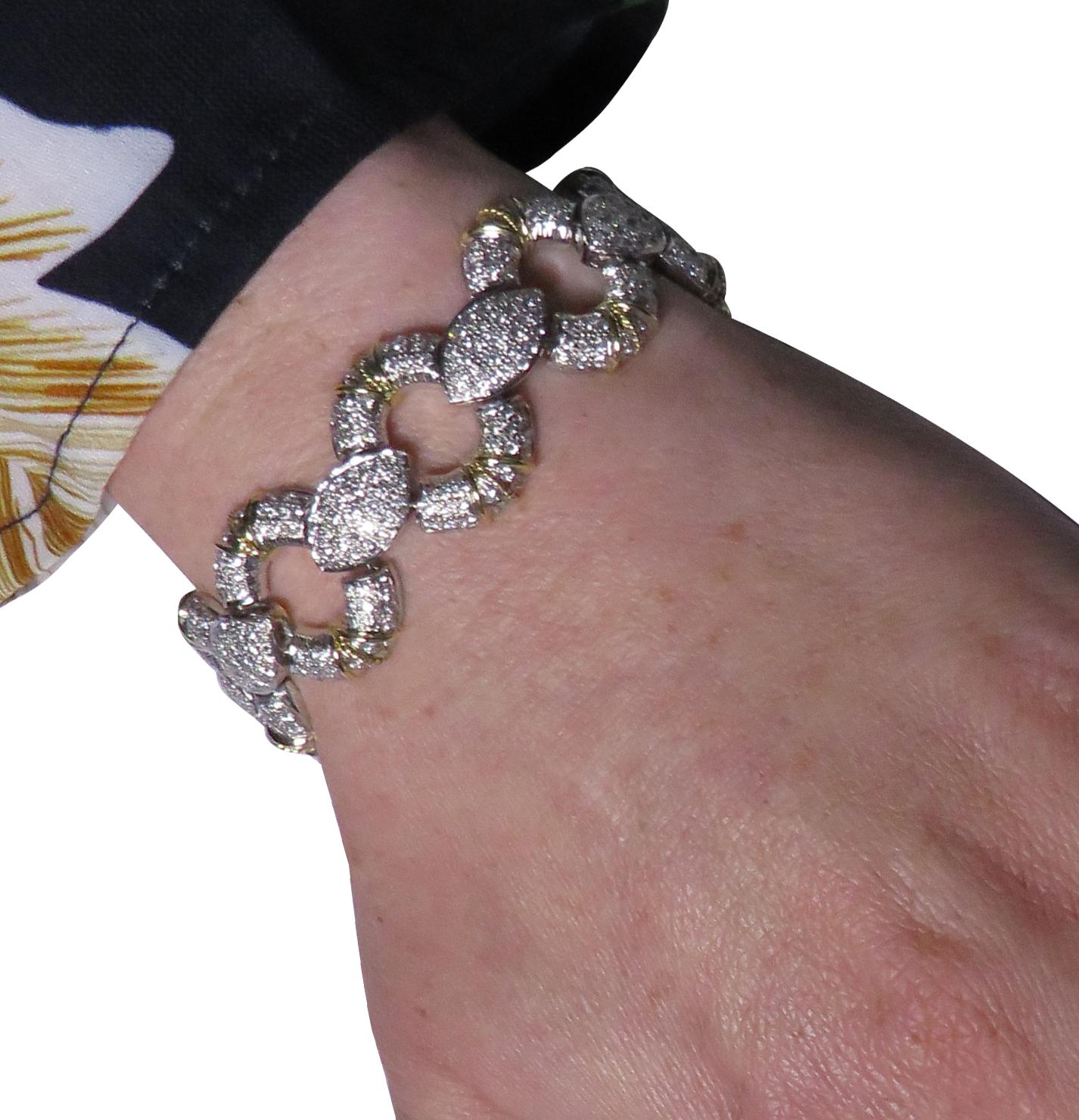 6.5 Carat Diamond Pave' Bracelet In Good Condition In Miami, FL