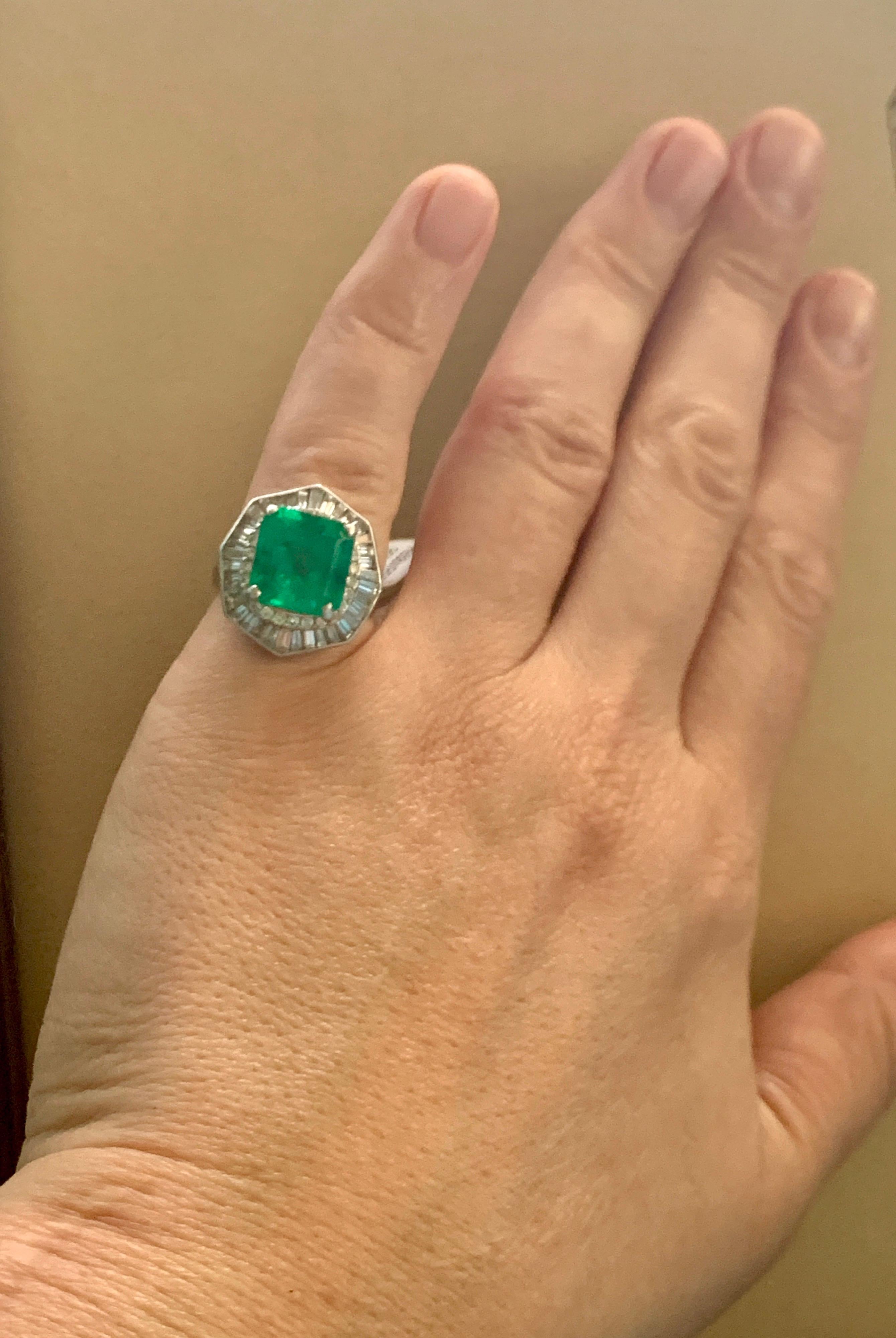 6.5 Carat Emerald Cut Colombian Emerald and 2.4 Carat Diamond Ring Platinum For Sale 4