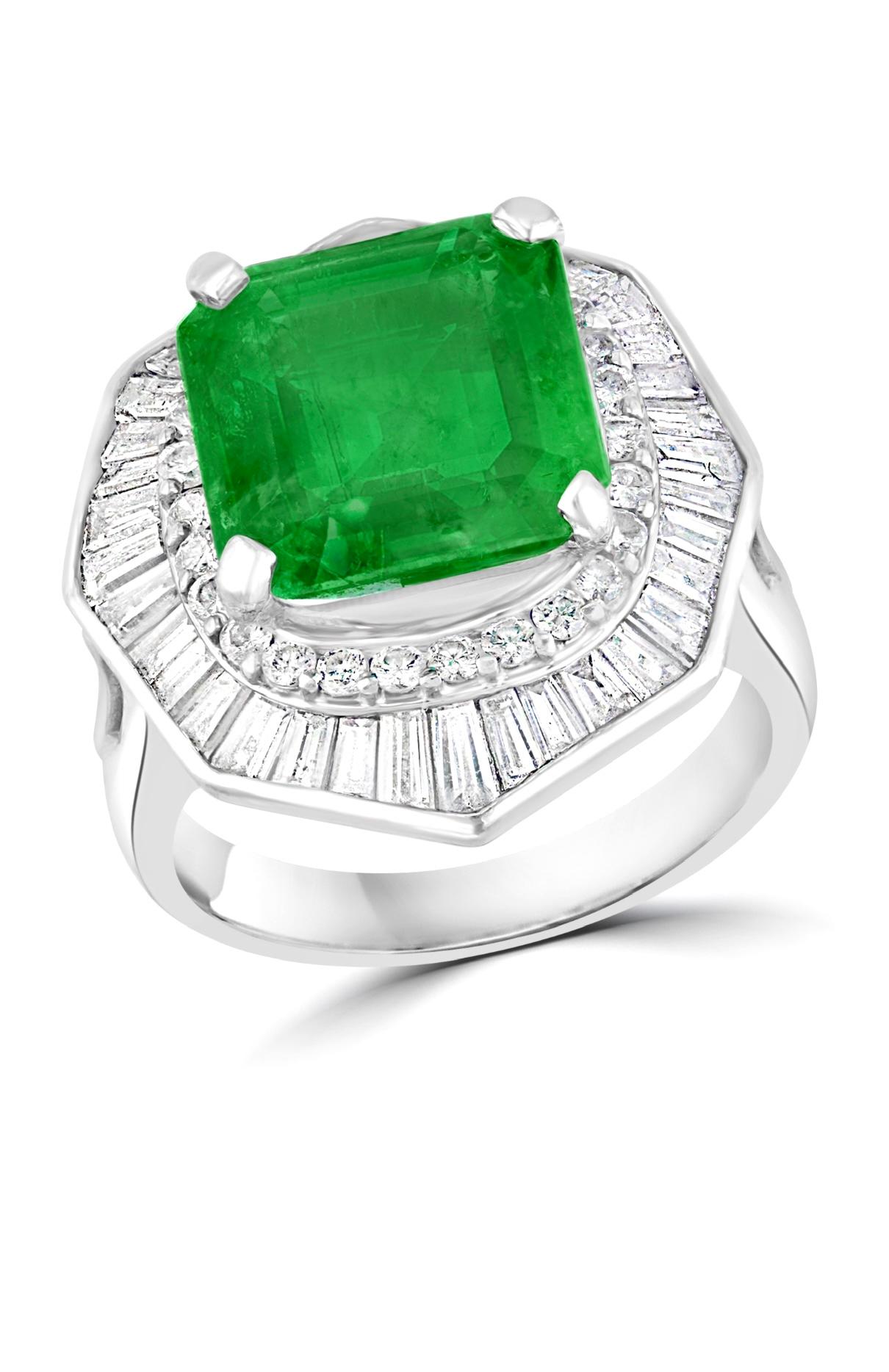 6.5 Carat Emerald Cut Colombian Emerald and 2.4 Carat Diamond Ring Platinum For Sale 5