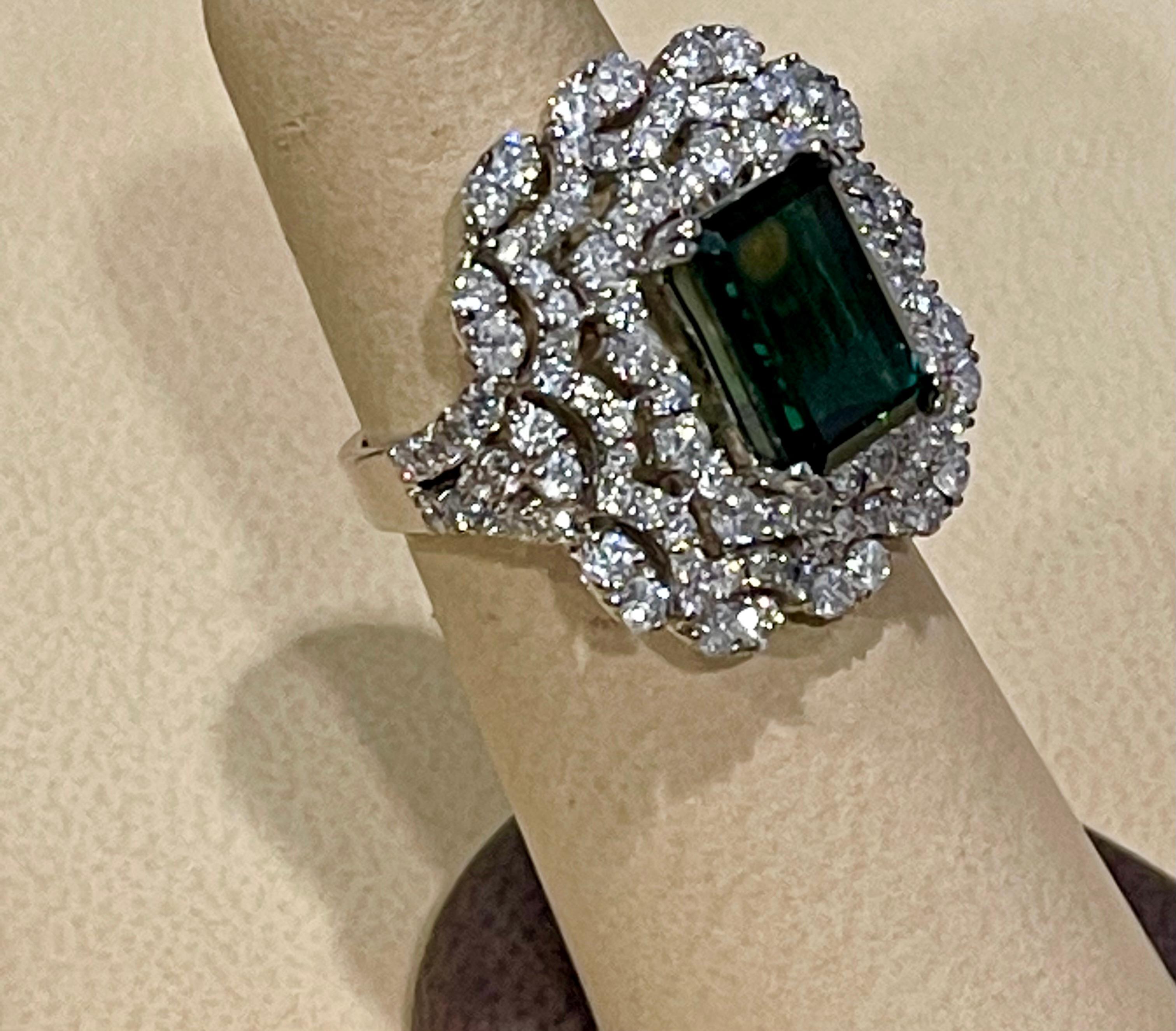 6.5 Carat Green Tourmaline & 4.2 Carat Diamond Cocktail Ring 18 Karat White Gold In Excellent Condition For Sale In New York, NY