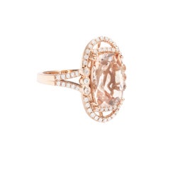 Sunita Nahata Morganit 6.50ct. Fancy Ring aus 18 Karat Roségold mit Diamant.