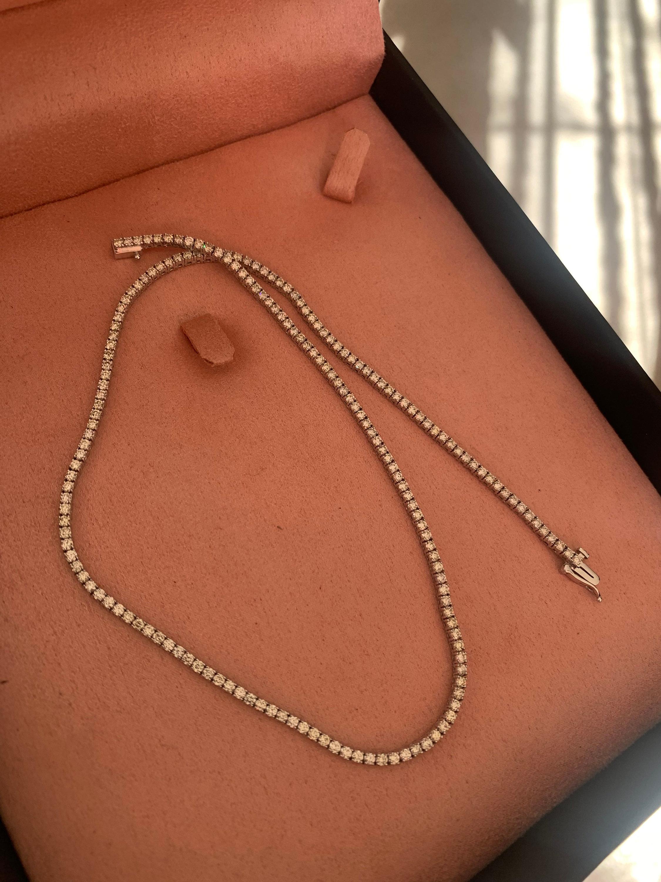 Women's 6.5 Carat Natural Diamonds Tennis Necklace in 14k Gold For Sale