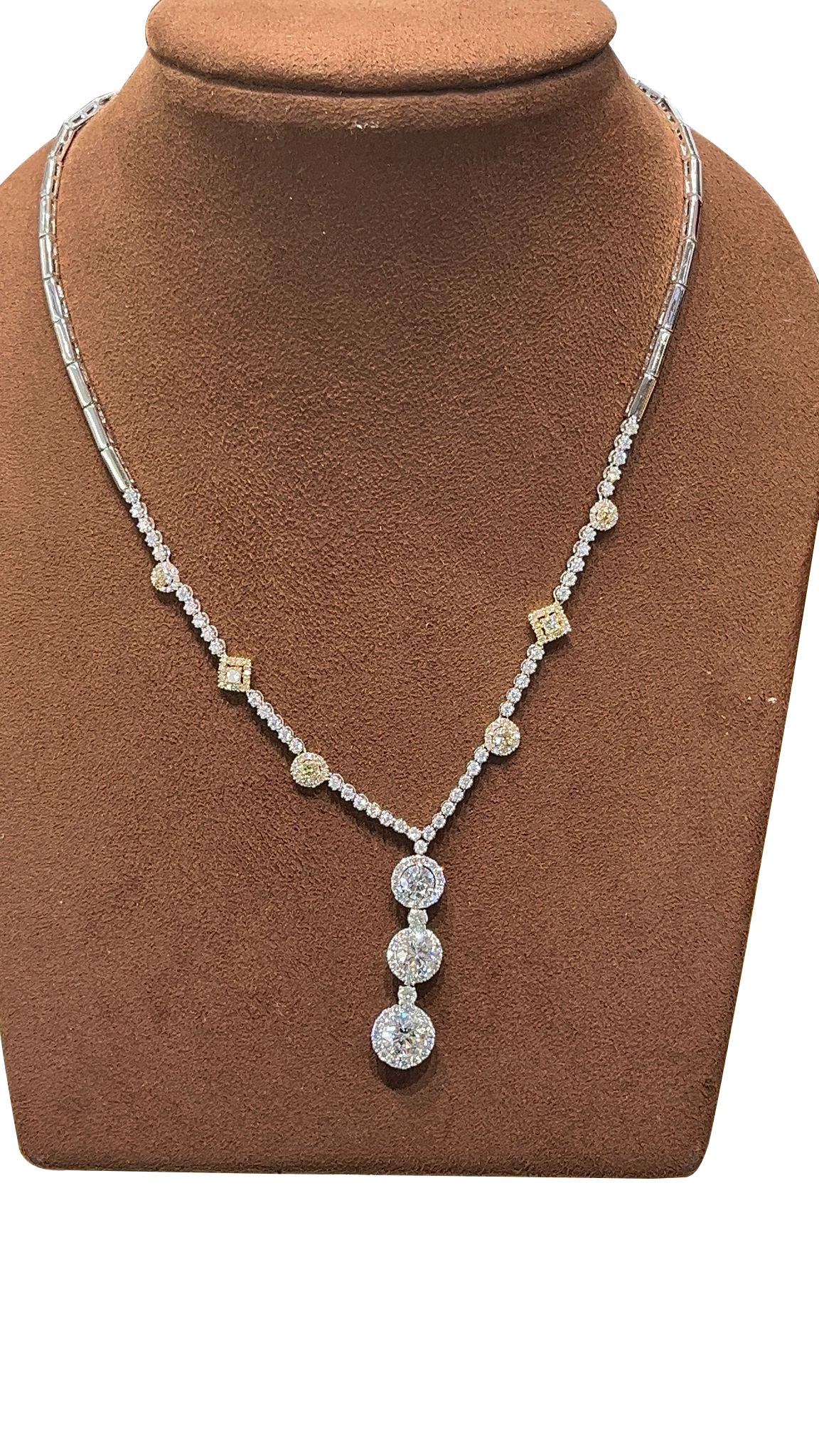 6,5 carati di diamanti naturali a taglio rotondo in oro bianco 18 carati - Collana con ciondolo squisito in vendita 2