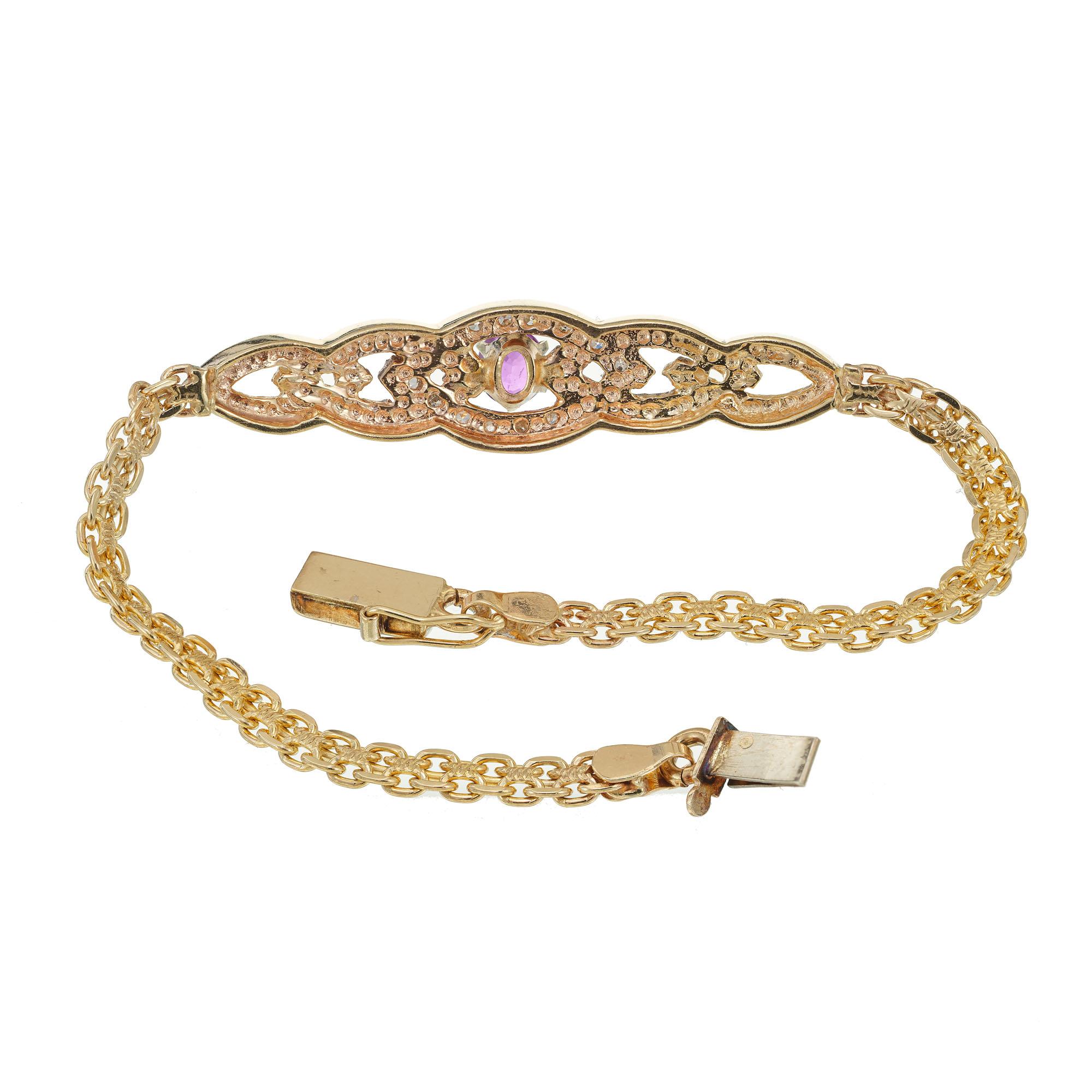 Moderne Bracelet caractéristique en or avec tourmaline rose de 0,65 carat et diamant en forme de tourbillon en vente