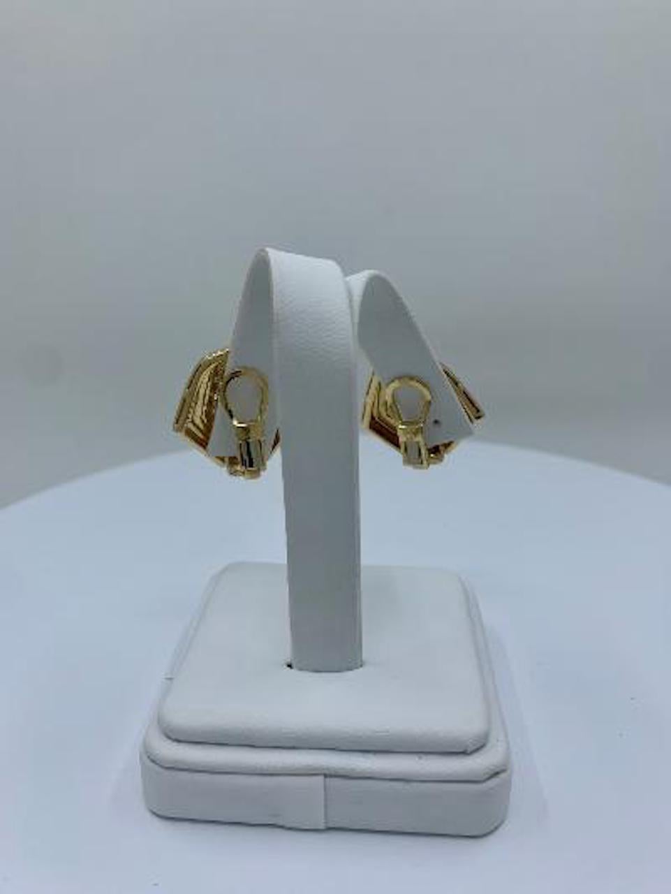 Art Deco Style 6.5 Carat VVS1 F Color Diamond Earrings in 18 Karat Yellow Gold For Sale 3