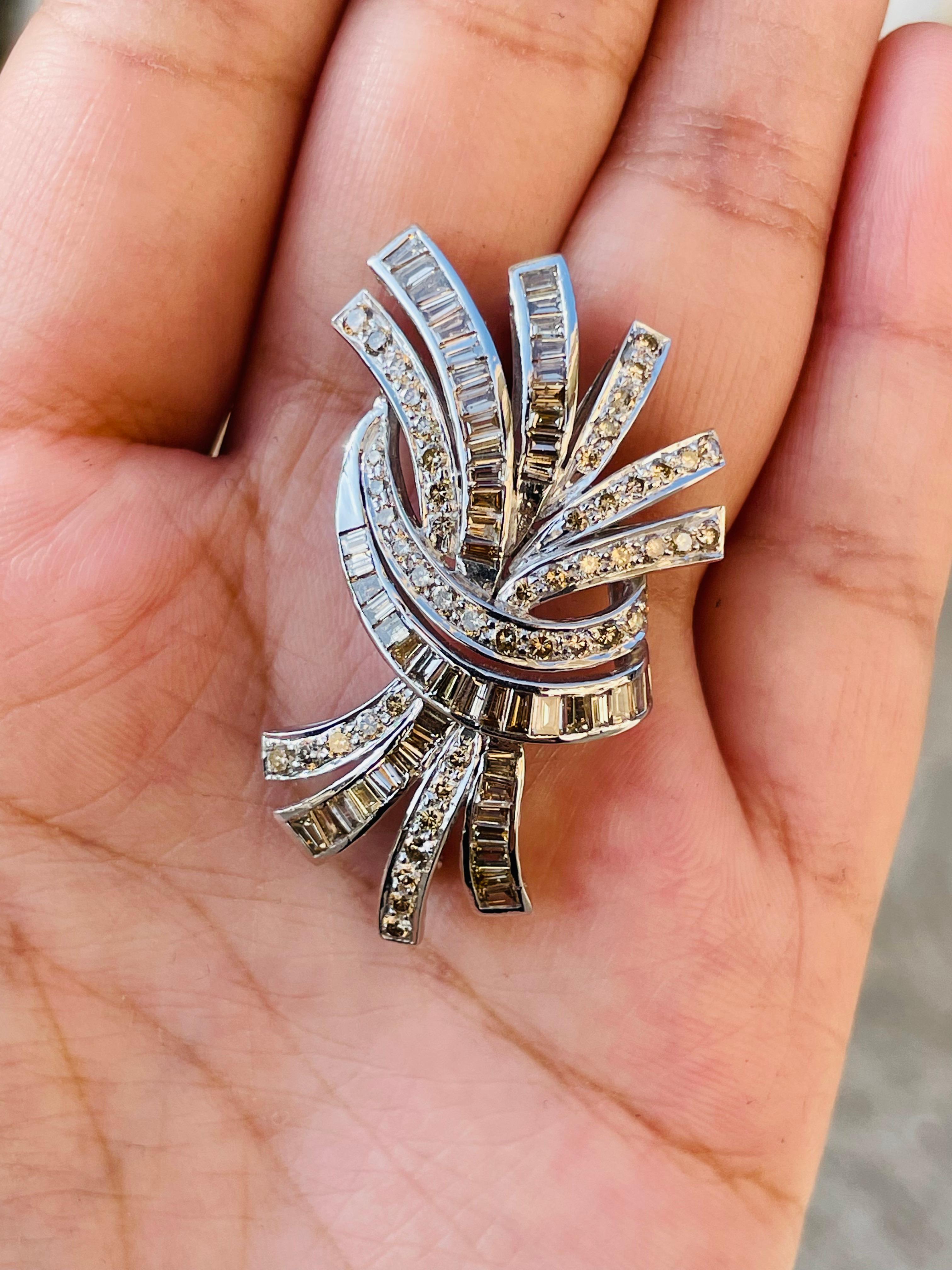 6.5 CTW Fine Diamond Bow Brooch Cadeau unisexe pour fiançailles en or blanc 18k en vente 2